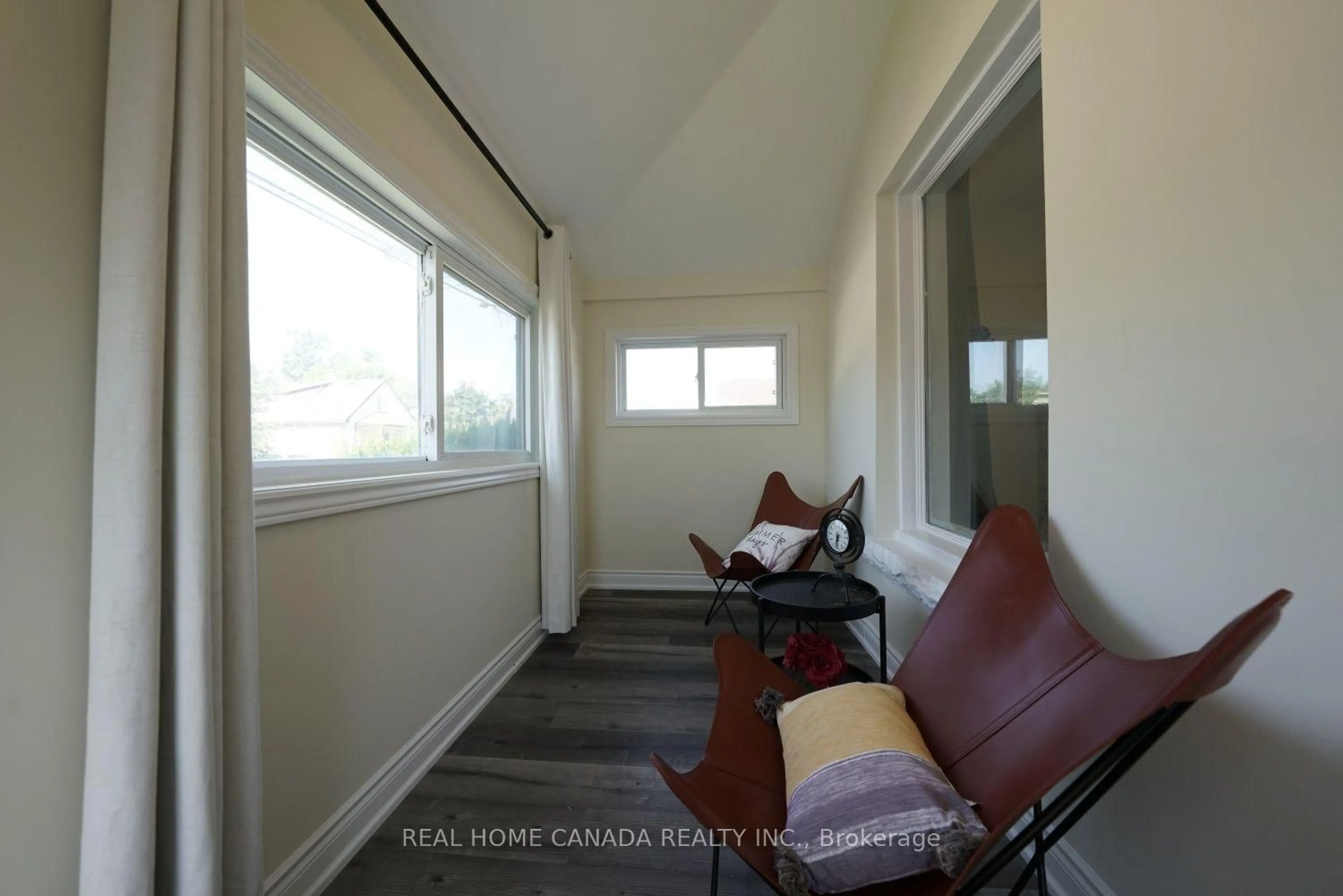 Unknown for 5262 KITCHENER St, Niagara Falls Ontario L2G 1B3