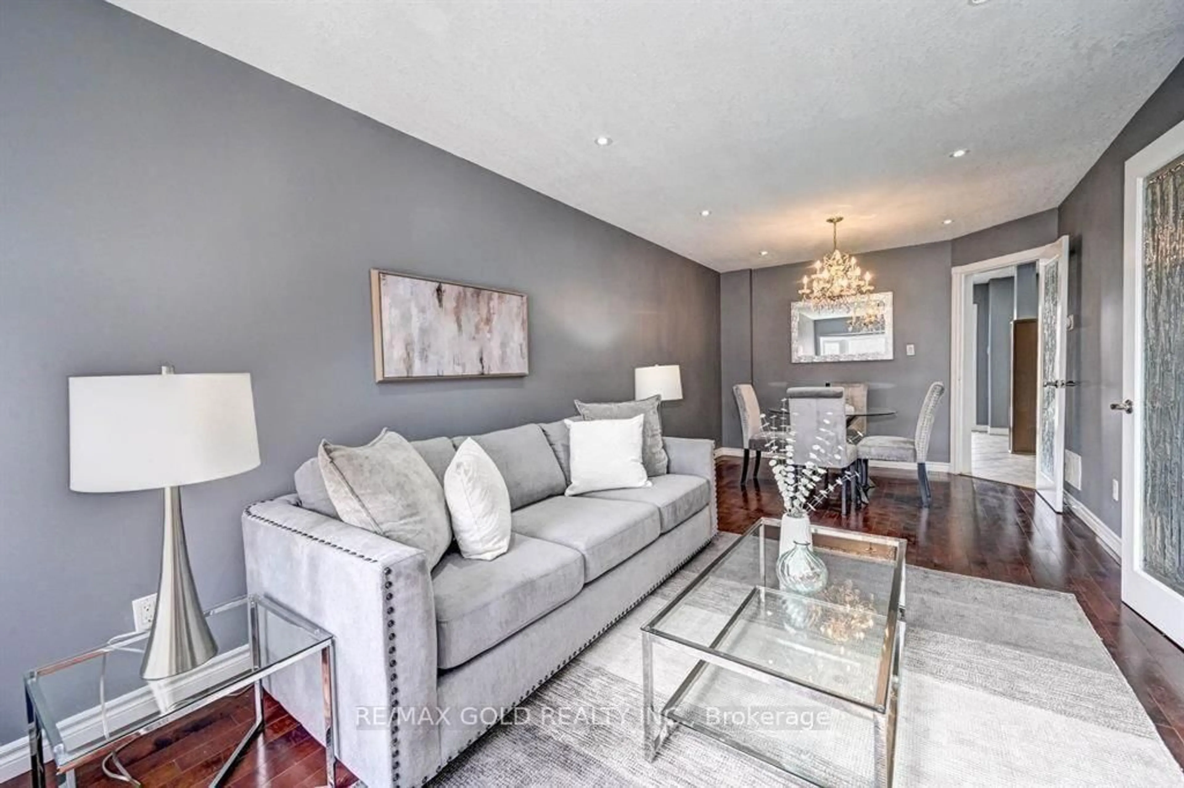 Living room with furniture, unknown for 573 Burnett Ave, Cambridge Ontario N1T 1M6