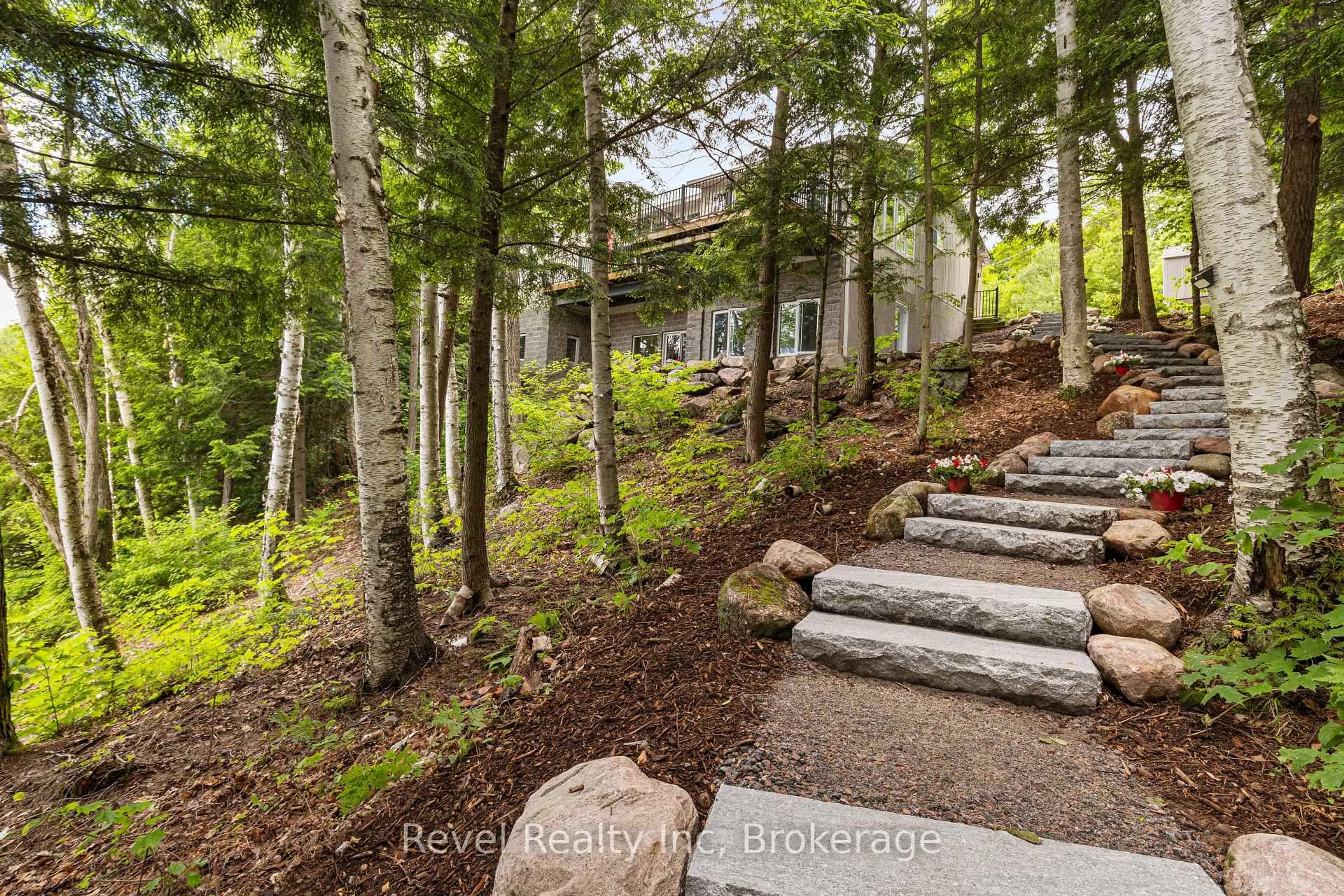 Stairs for 30 Sparrow Rd, Seguin Ontario P0C 1J0