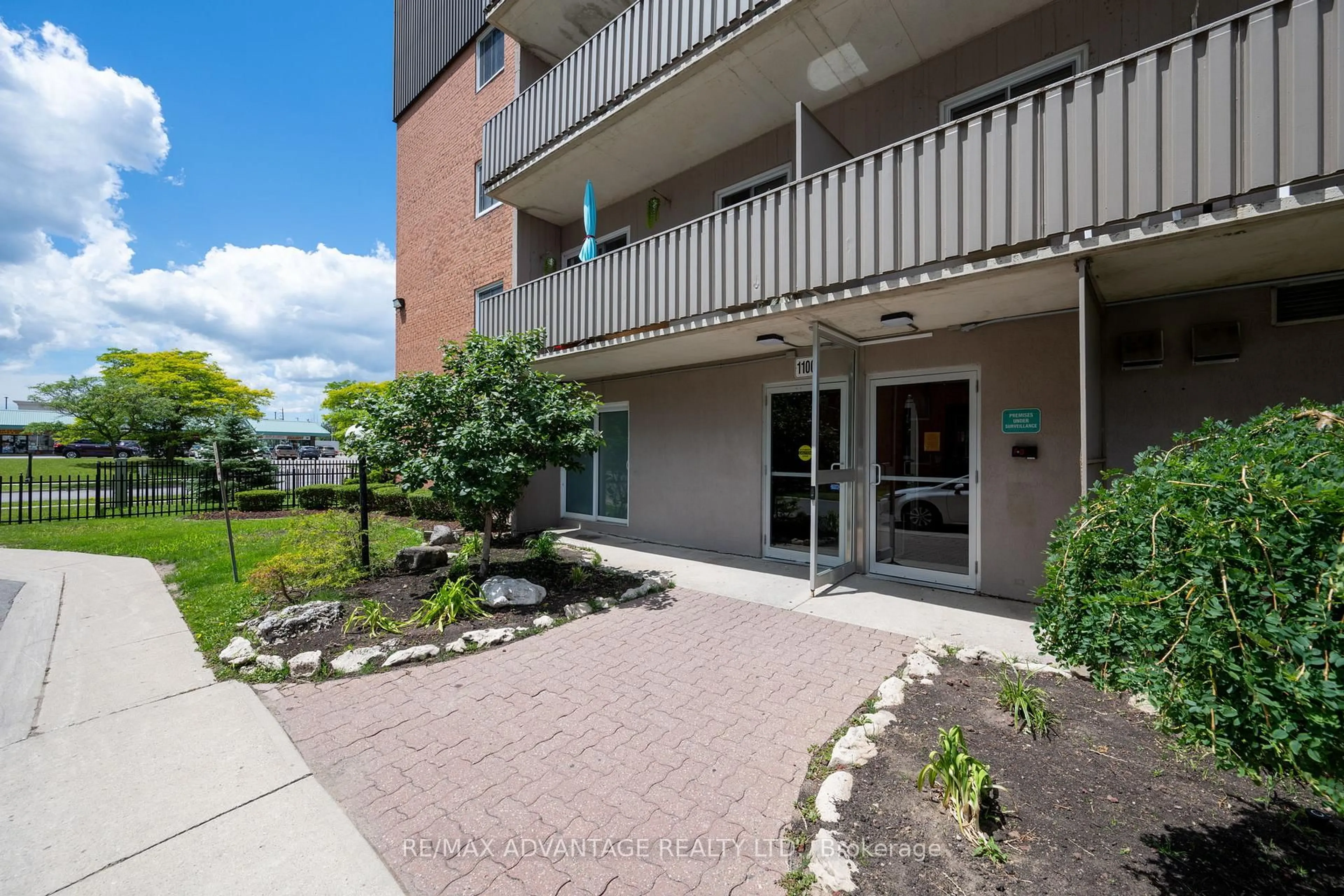 Patio, unknown for 1100 Jalna Blvd #602, London South Ontario N6E 2M2