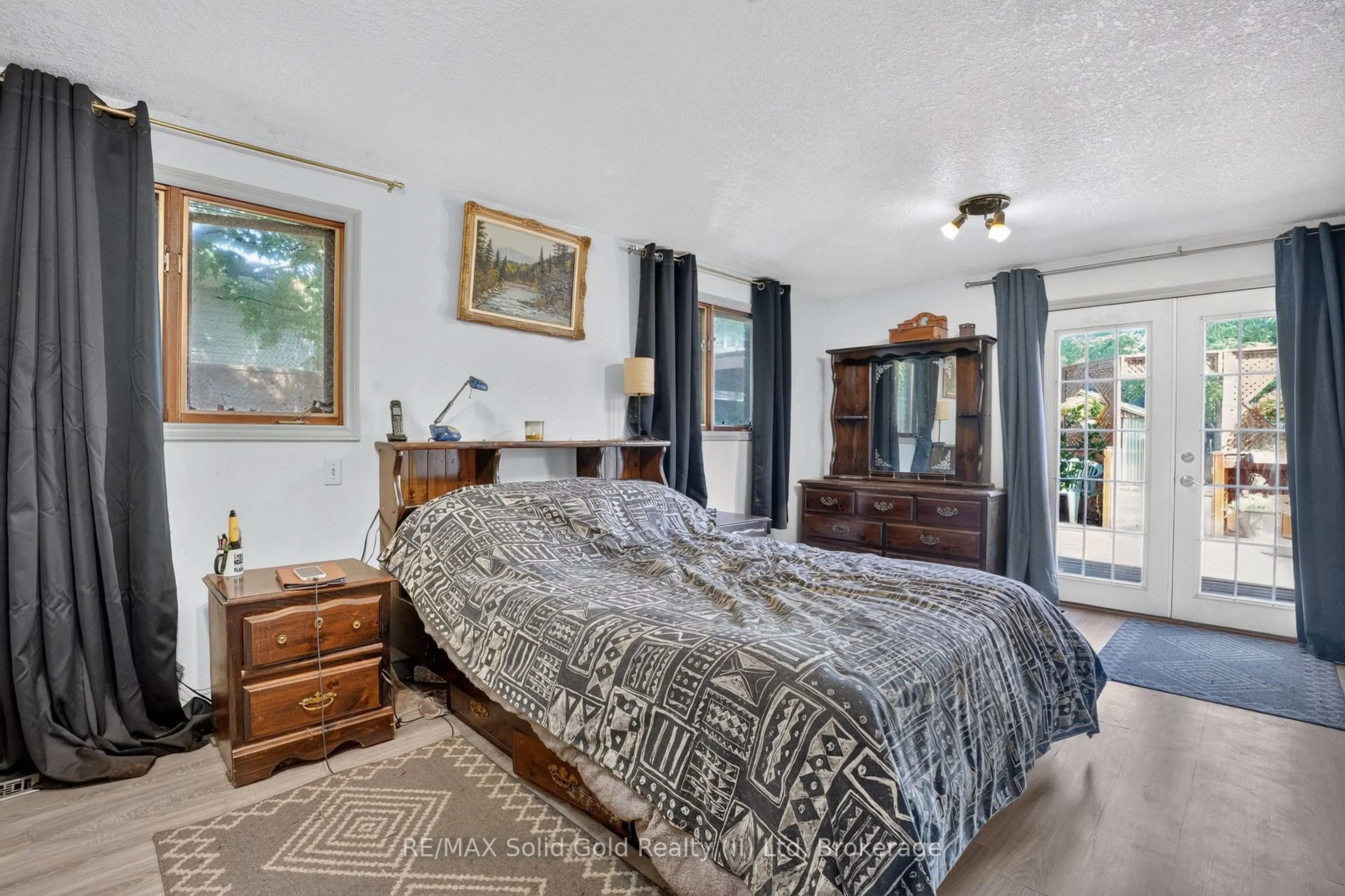 Bedroom with bed, unknown for 23 Mcrae St, North Dumfries Ontario N0B 1E0