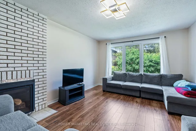 2111 Montreal Rd #76, Ottawa 5