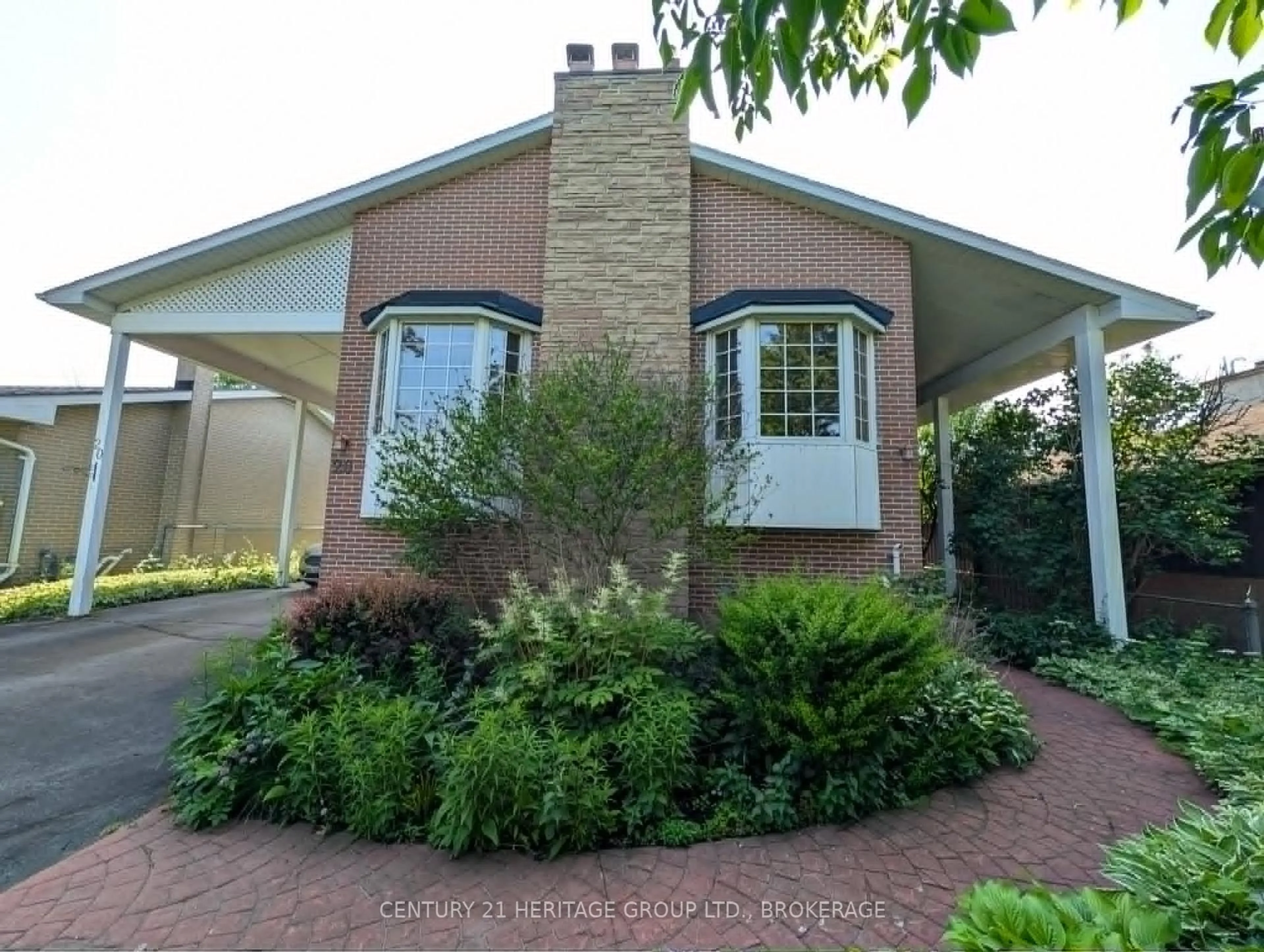 Unknown for 20 Oakridge Ave, Kingston Ontario K7L 4S9