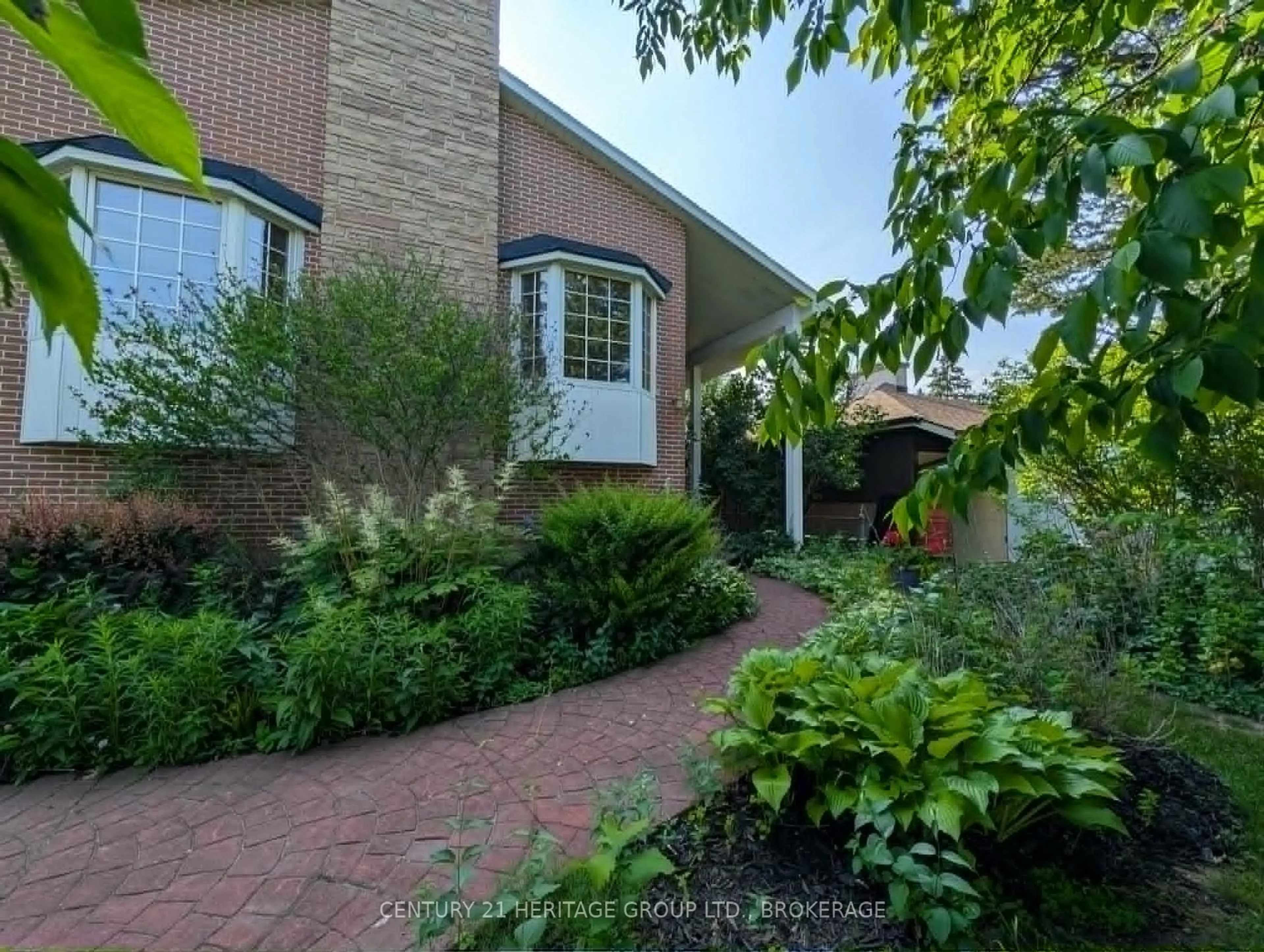 Home with brick exterior material, street for 20 Oakridge Ave, Kingston Ontario K7L 4S9