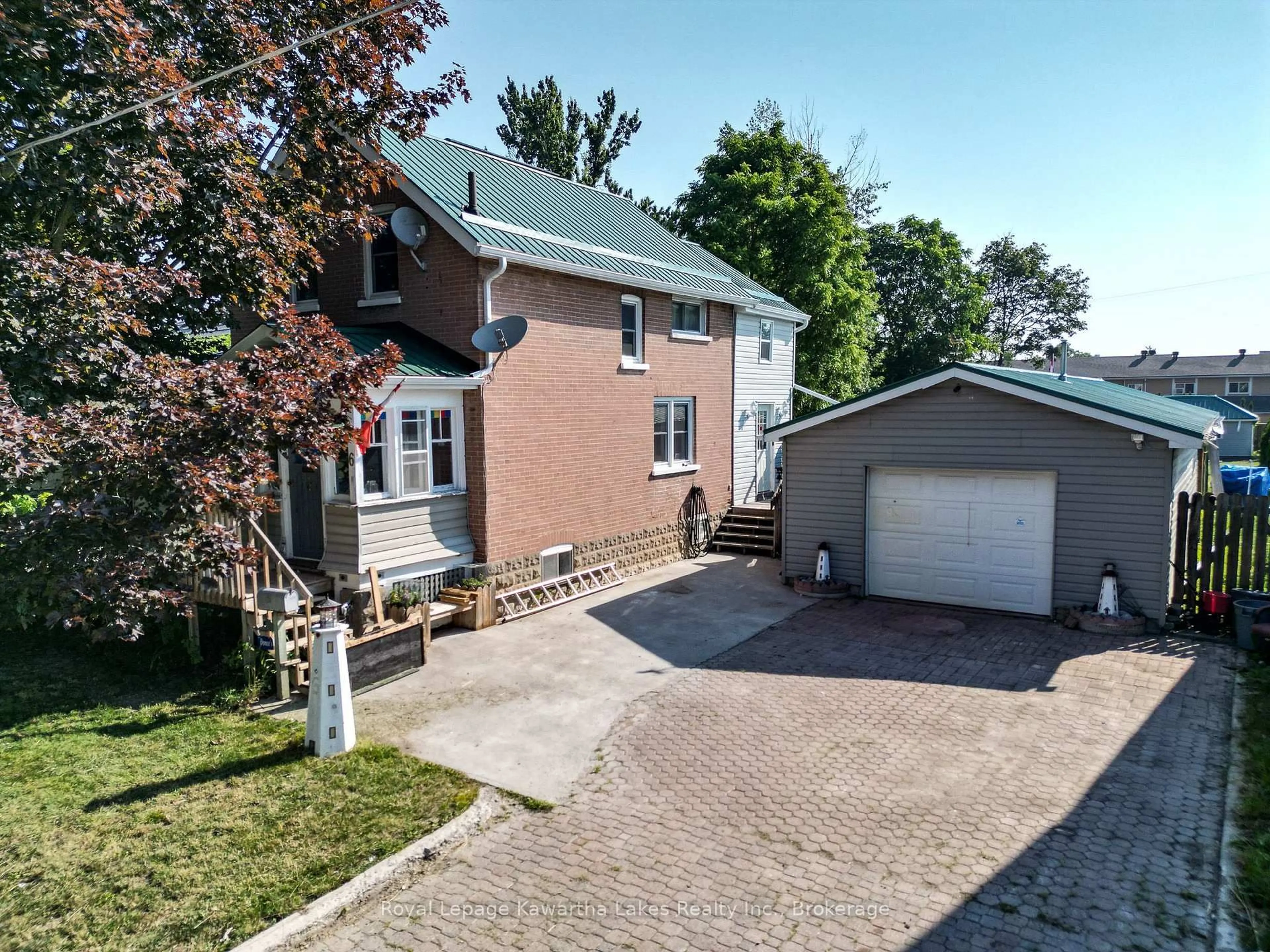 A pic from outside/outdoor area/front of a property/back of a property/a pic from drone, street for 6 Wolfe St, Kawartha Lakes Ontario K9V 2H9