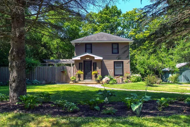 68 Centre St, Meaford 2