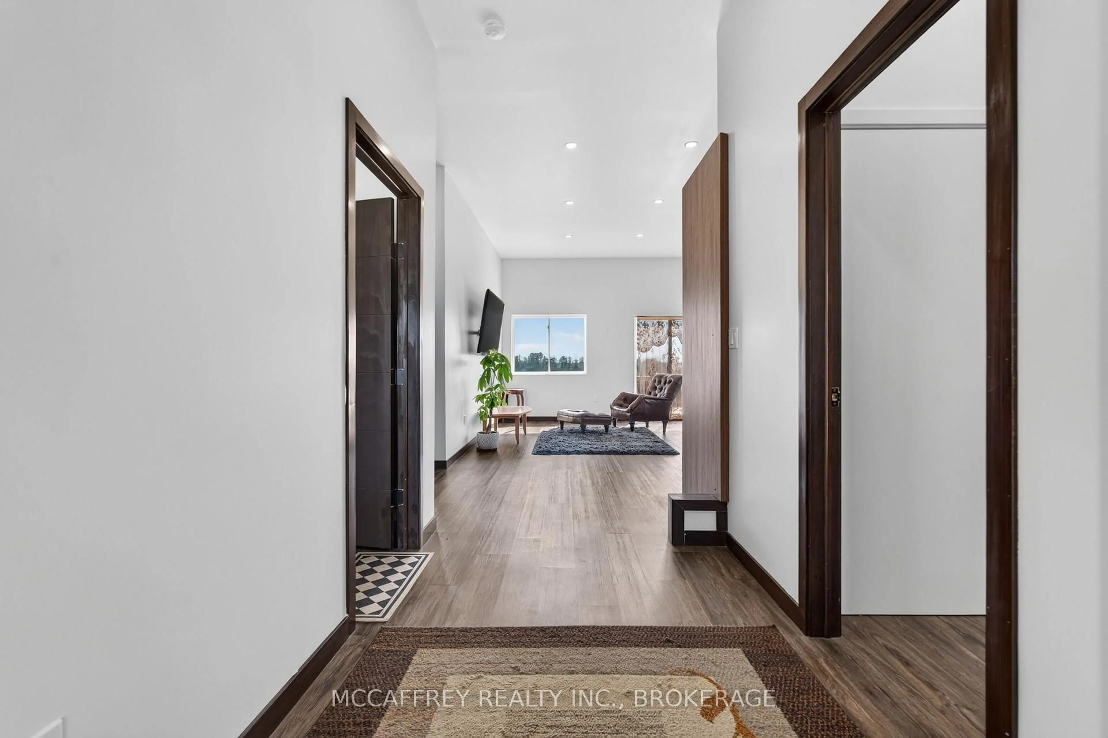 Indoor entryway for 4326 County Rd 6, Yarker Ontario K0K 3N0