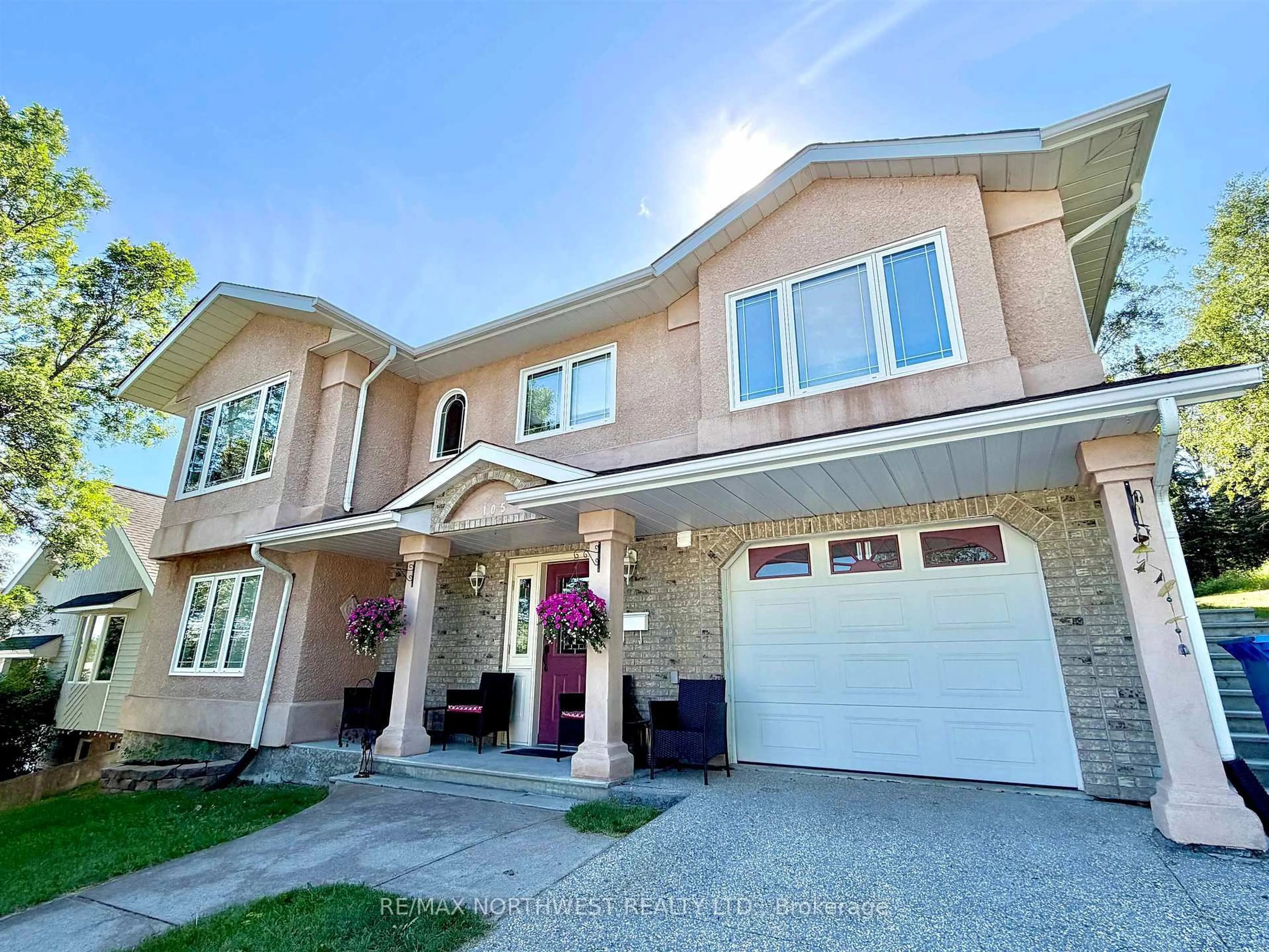 Unknown for 105 South Park Dr, Kenora Ontario P9N 4G1