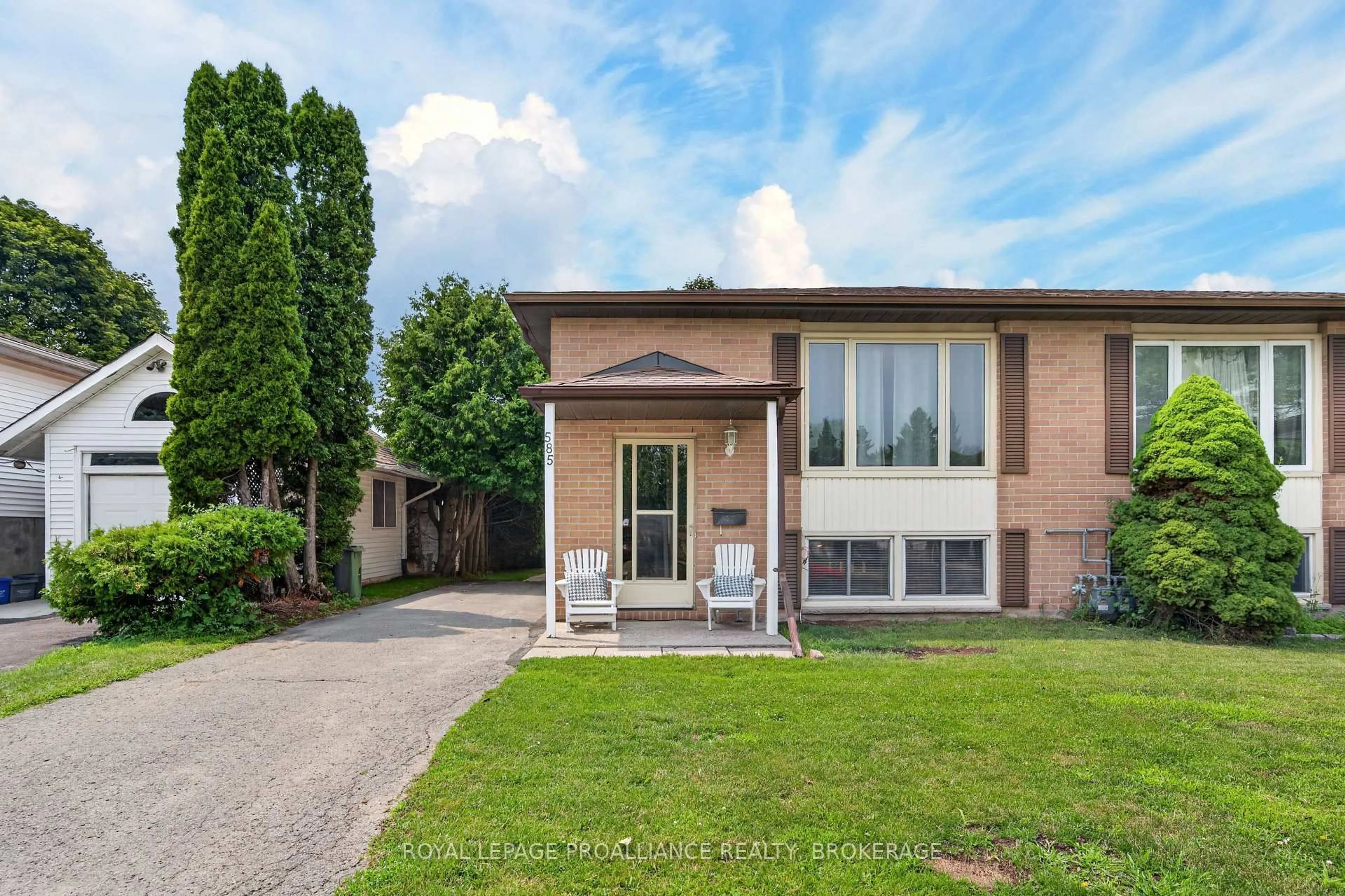 Home with brick exterior material, street for 585 Gavin Crt, Kingston Ontario K7M 8B8
