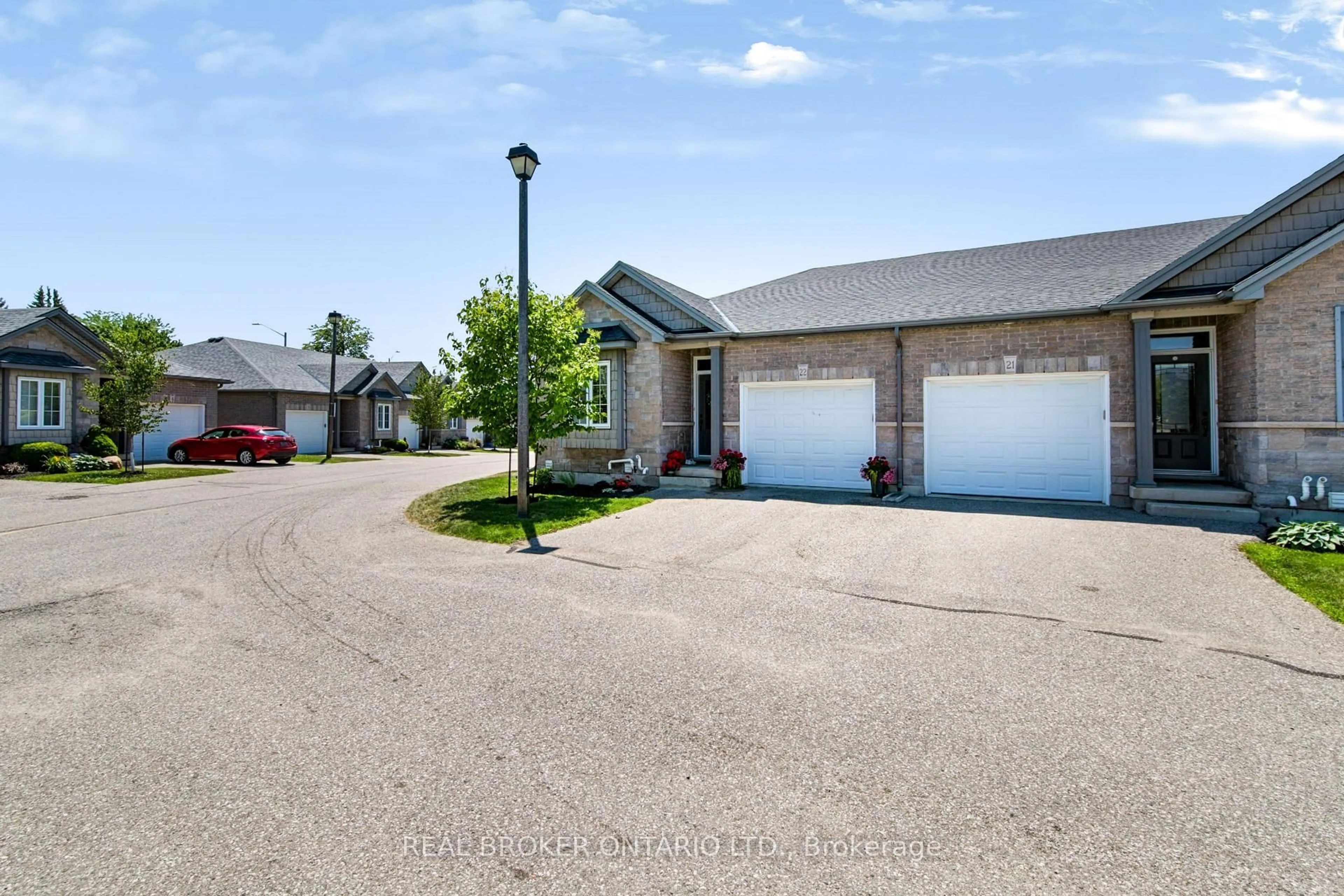 Indoor garage for 22-244 Dundas St, Brant Ontario N3L 0B4