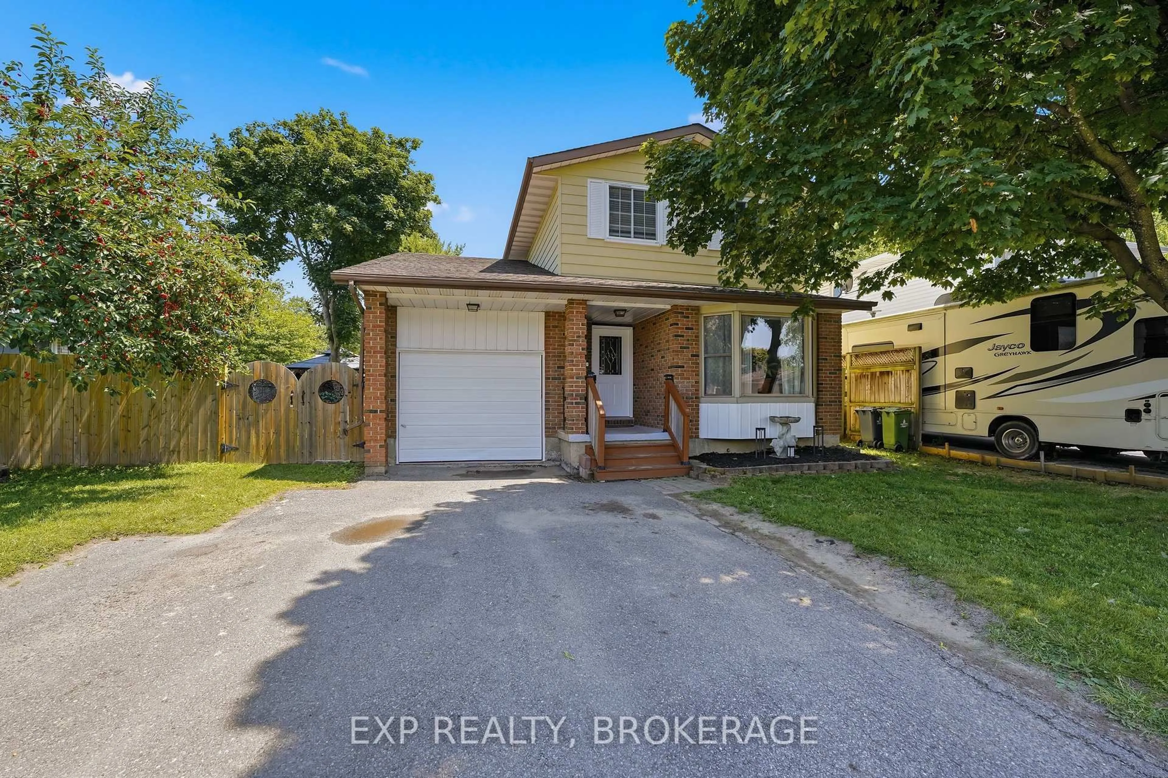 Unknown for 729 Allum Ave, Kingston Ontario K7M 7A3