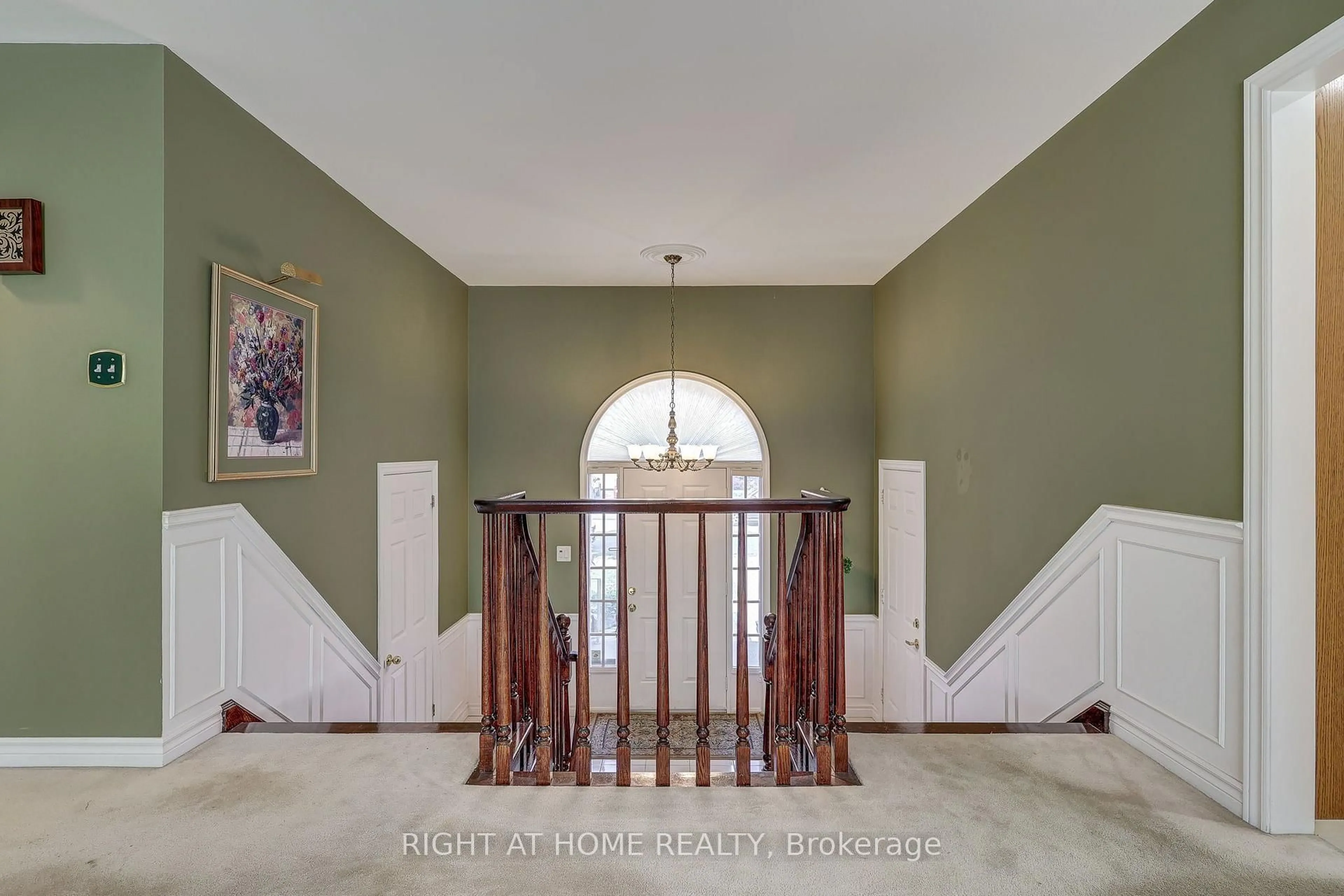 Indoor entryway for 273 Whisperwood Ave, London South Ontario N6K 4E4