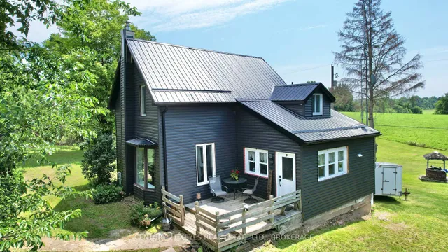 129 Mountain St, Leeds and the Thousand Islands 3