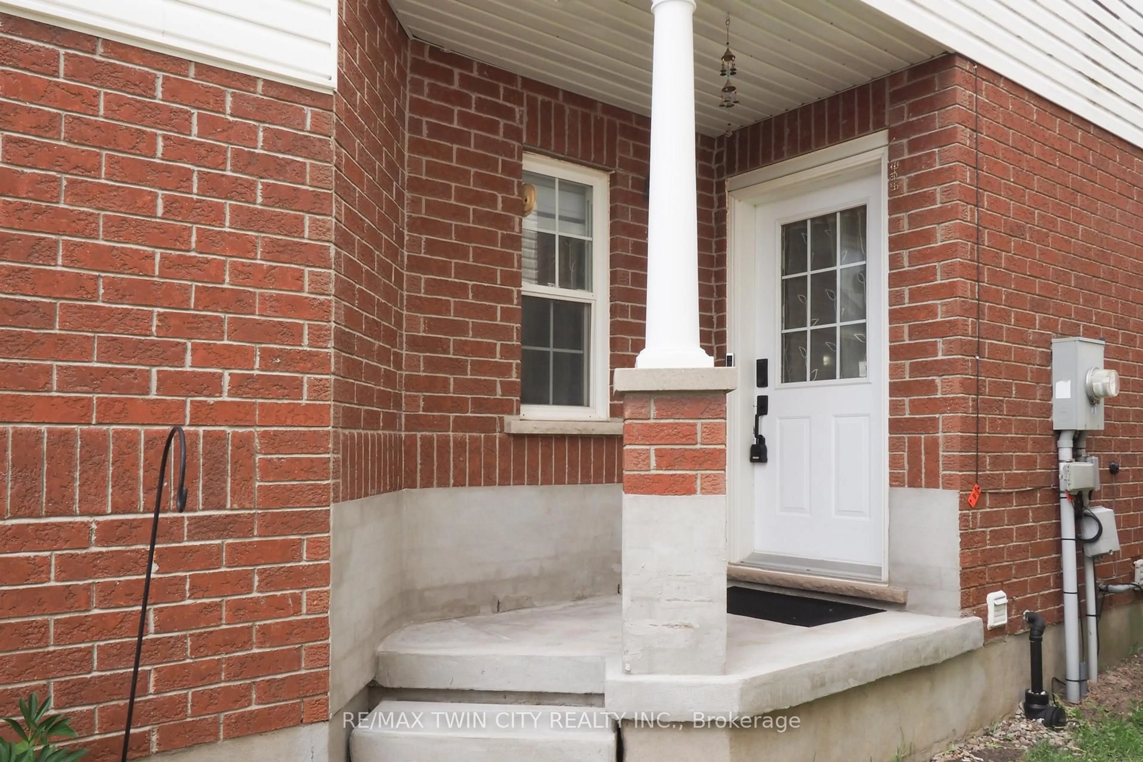 Home with brick exterior material, street for 14 Donnenwerth Dr, Waterloo Ontario N2E 3X2