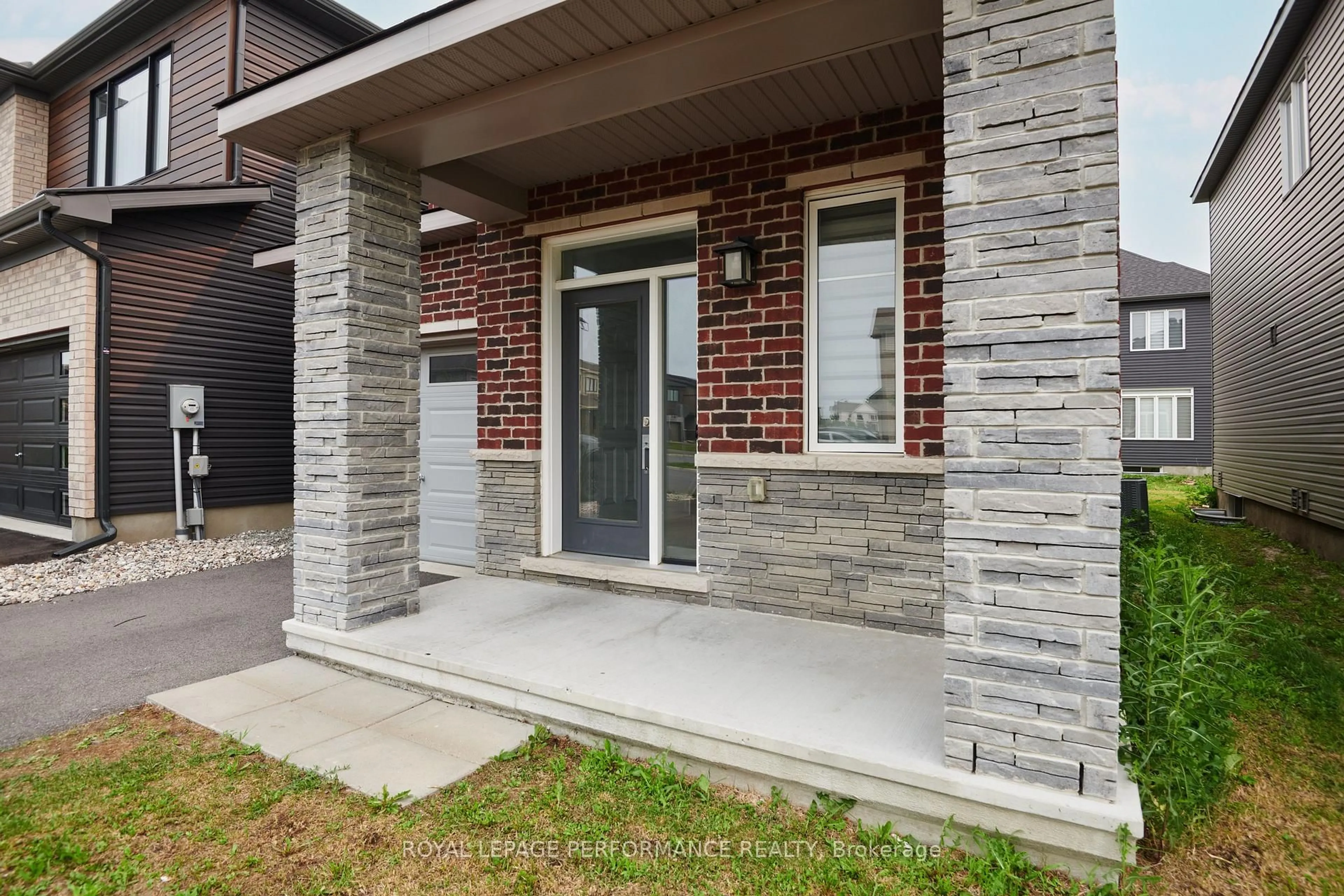 Home with brick exterior material, street for 631 Idyllic Terr, Ottawa Ontario K4A 5P3