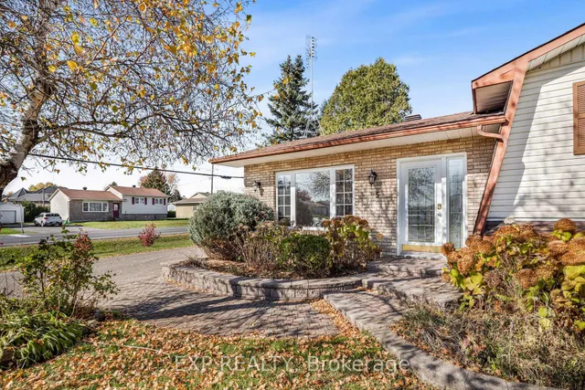 5 ALBERT St, Casselman 2