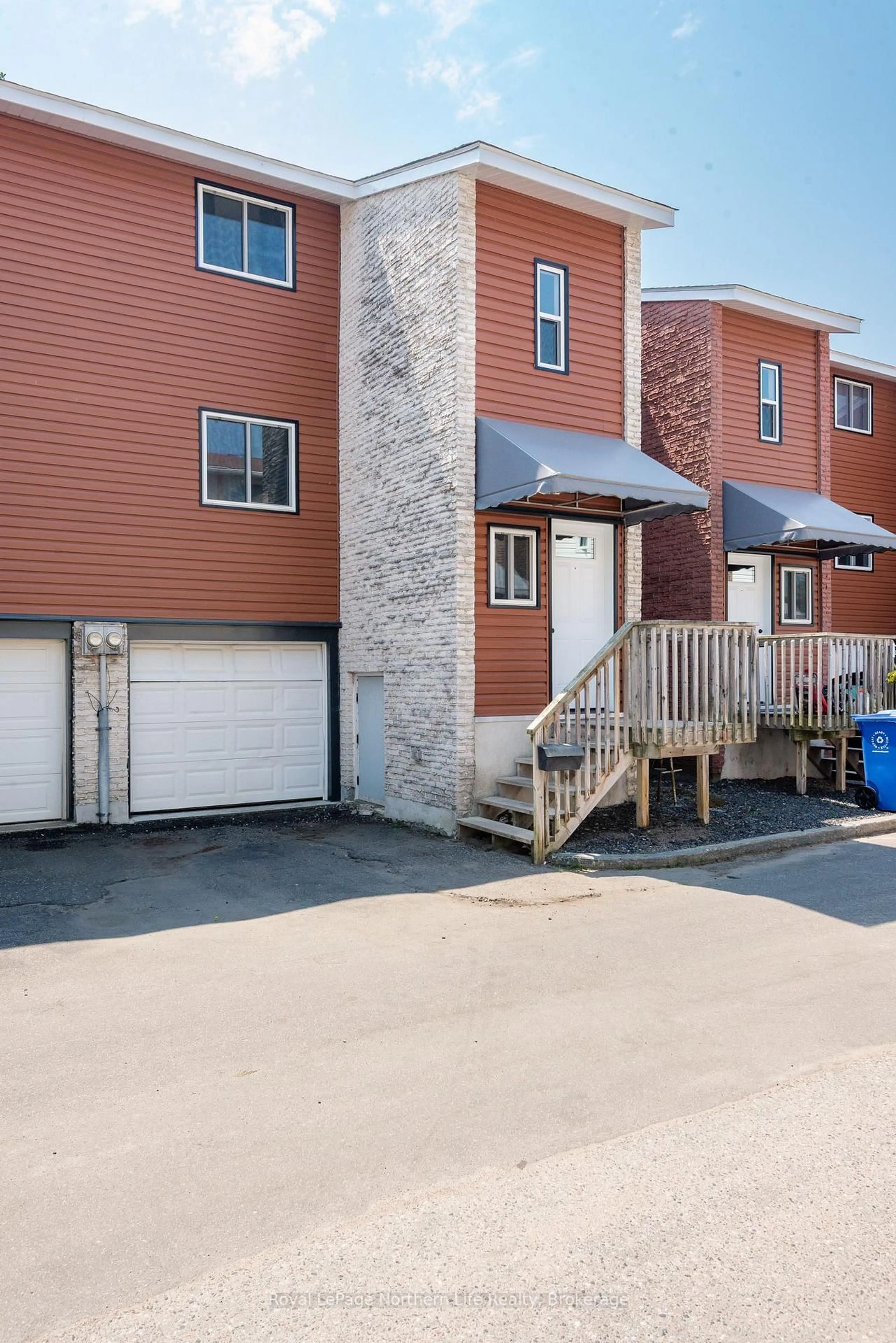 Unknown for 850 Lakeshore Dr #8, North Bay Ontario P1A 2G8