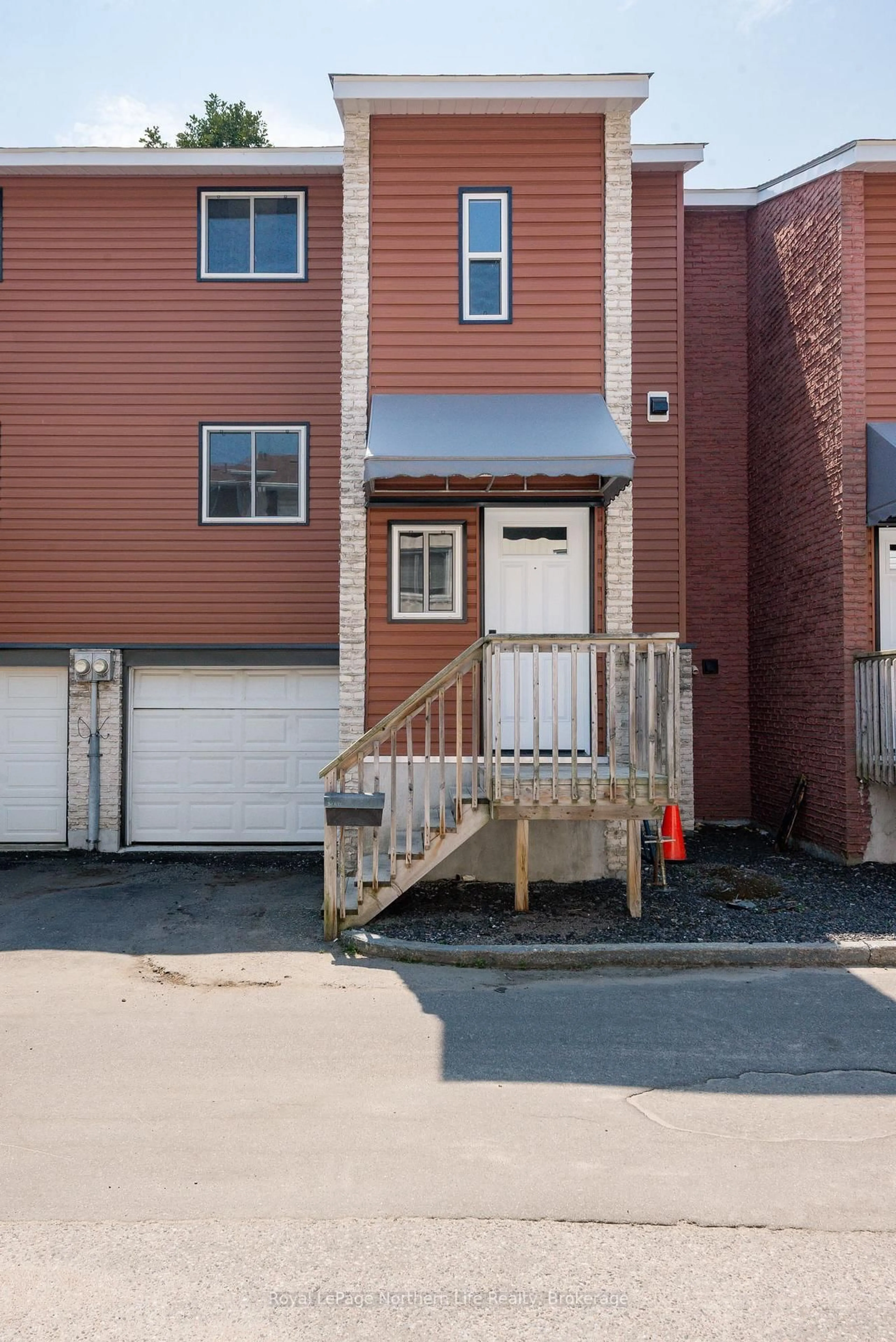 Unknown for 850 Lakeshore Dr #8, North Bay Ontario P1A 2G8