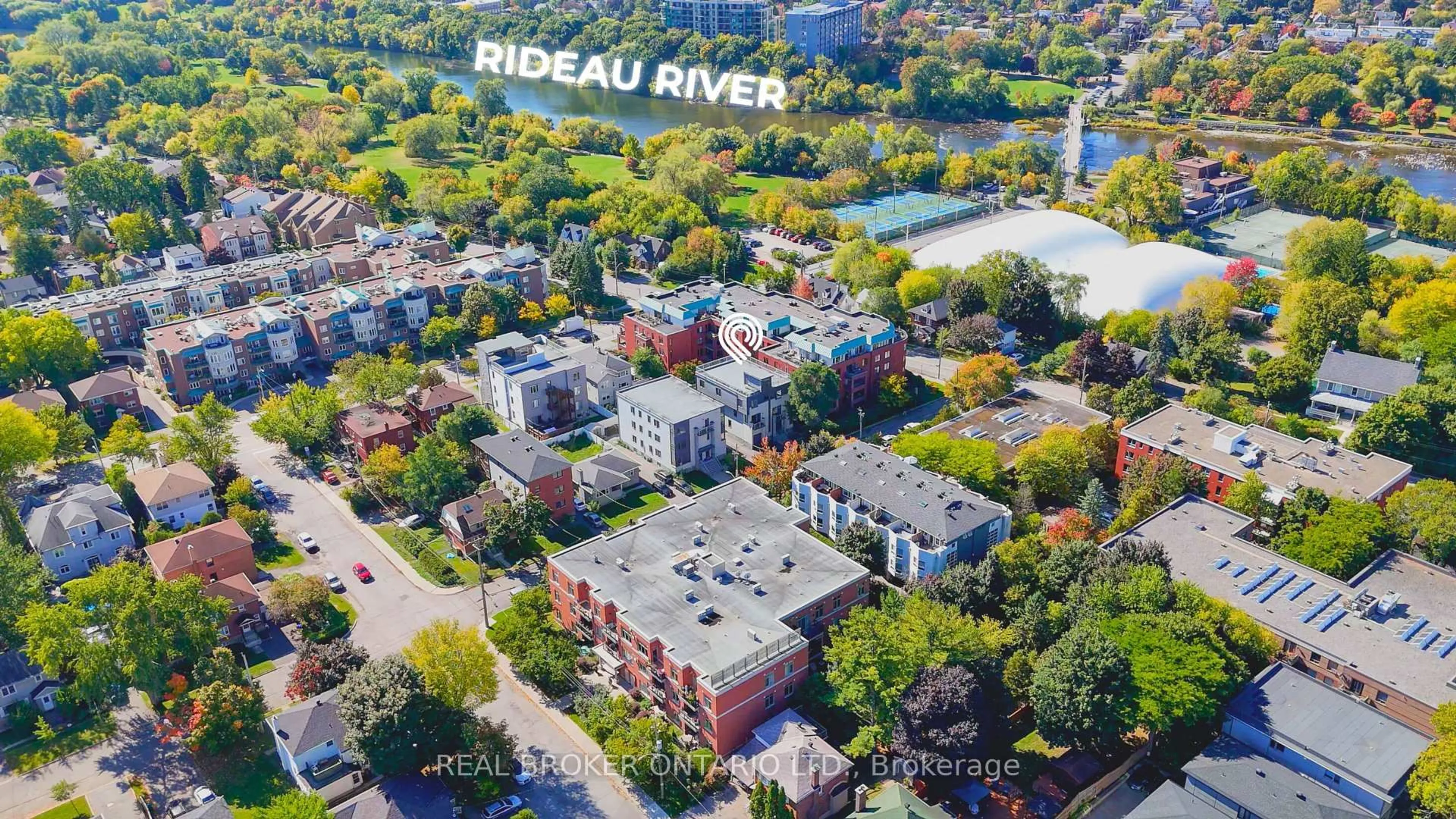 A pic from outside/outdoor area/front of a property/back of a property/a pic from drone, street for 36 Ontario St, Ottawa Ontario K1K 1L1
