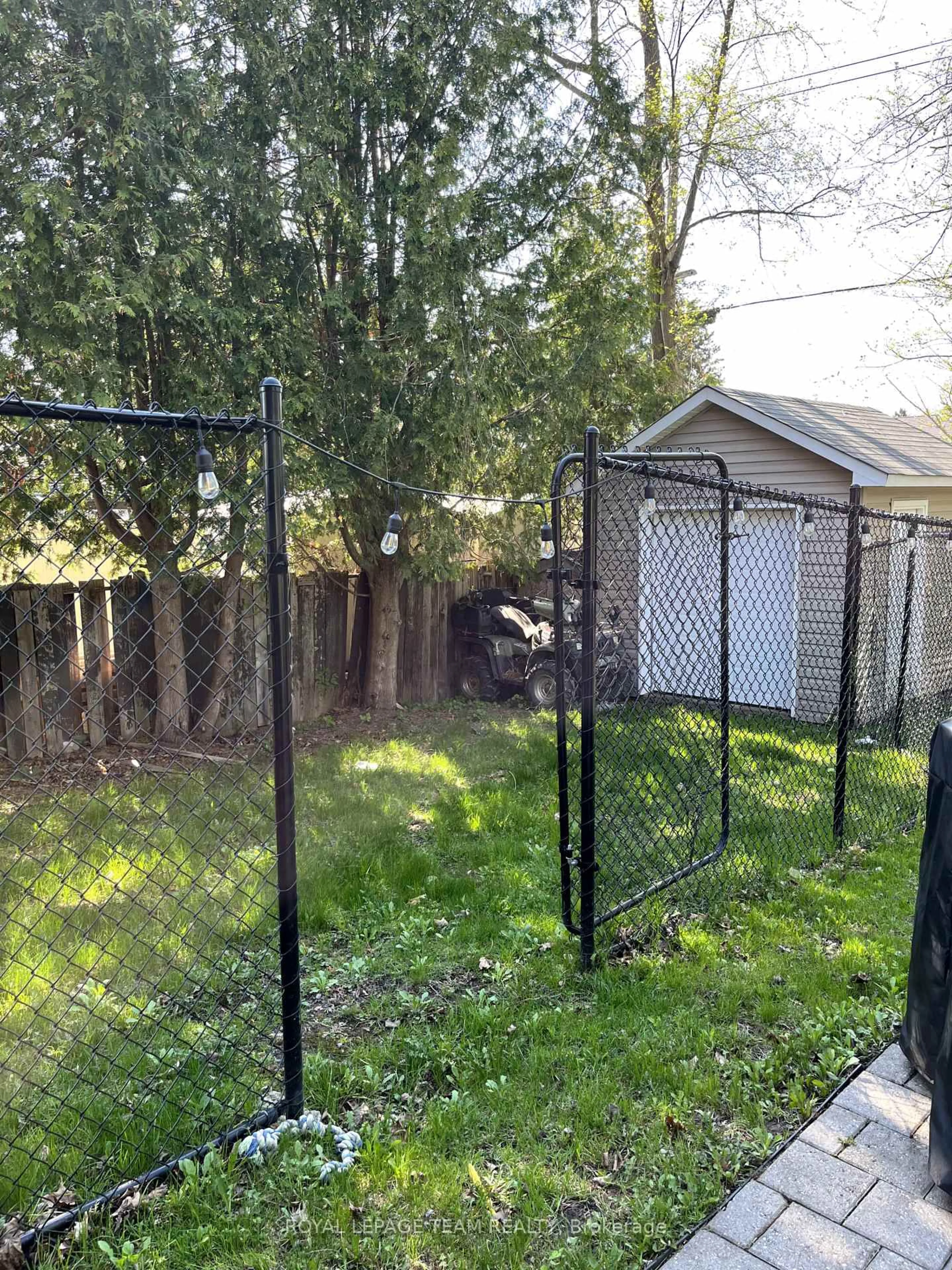 Shed for 9 Tower Rd, Ottawa Ontario K2G 2E2
