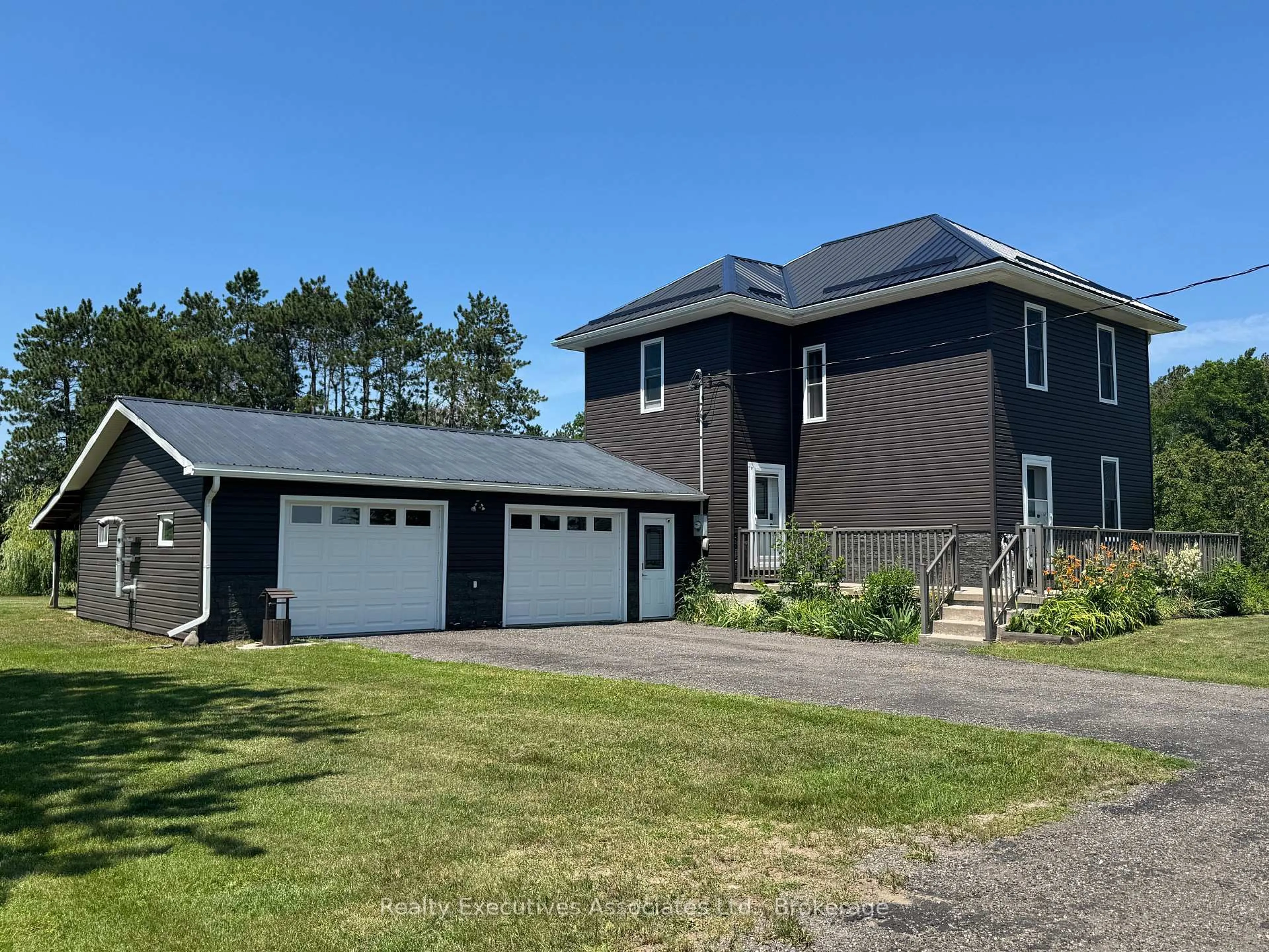 A pic from outside/outdoor area/front of a property/back of a property/a pic from drone, unknown for 108 Godolphin Rd, Trent Hills Ontario K0K 3K0