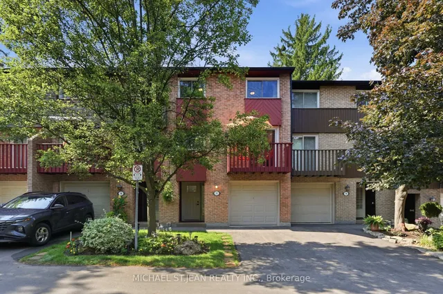 1967 Main St #35, Hamilton 2