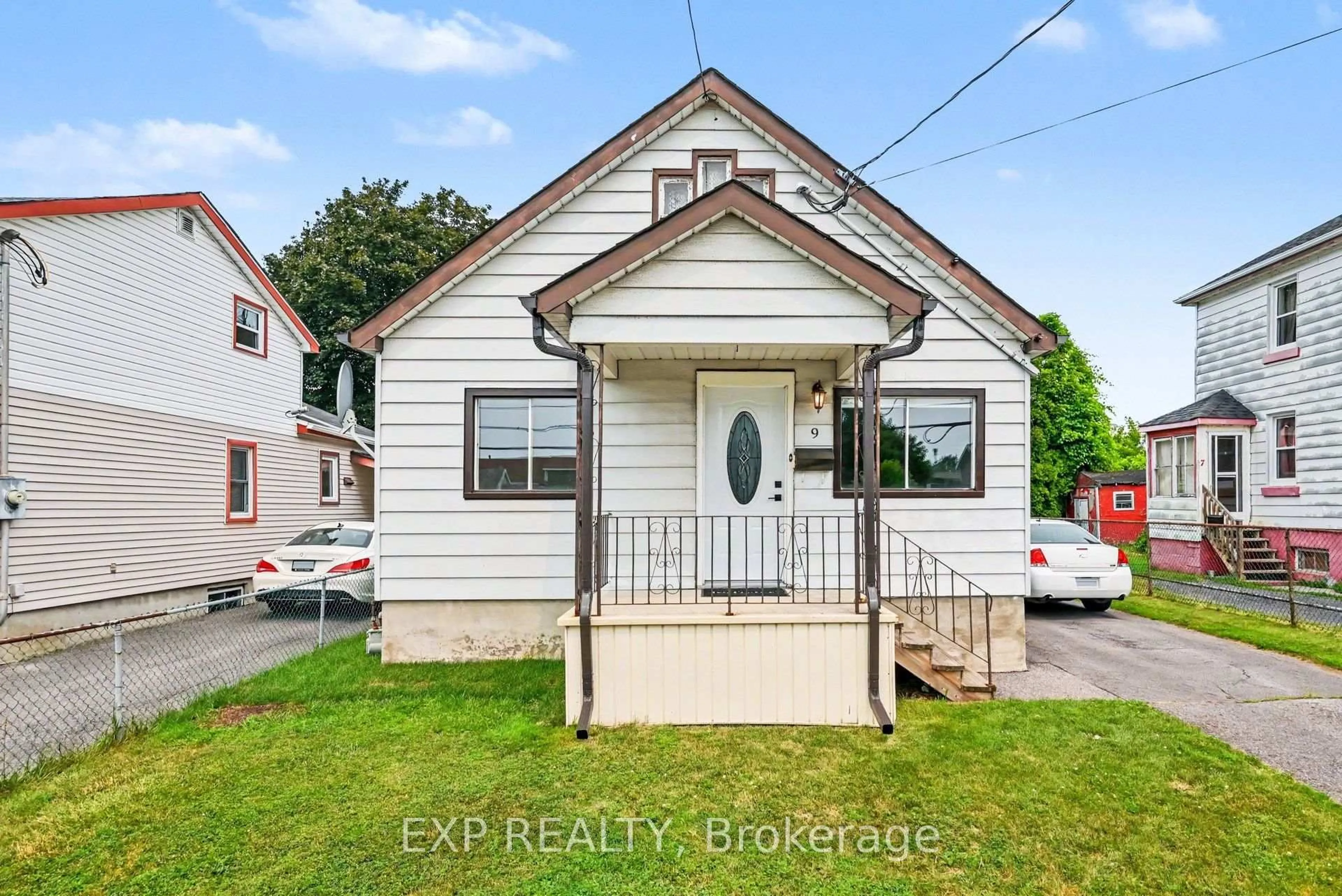 Unknown for 9 Eleventh St, Cornwall Ontario K6J 3A8