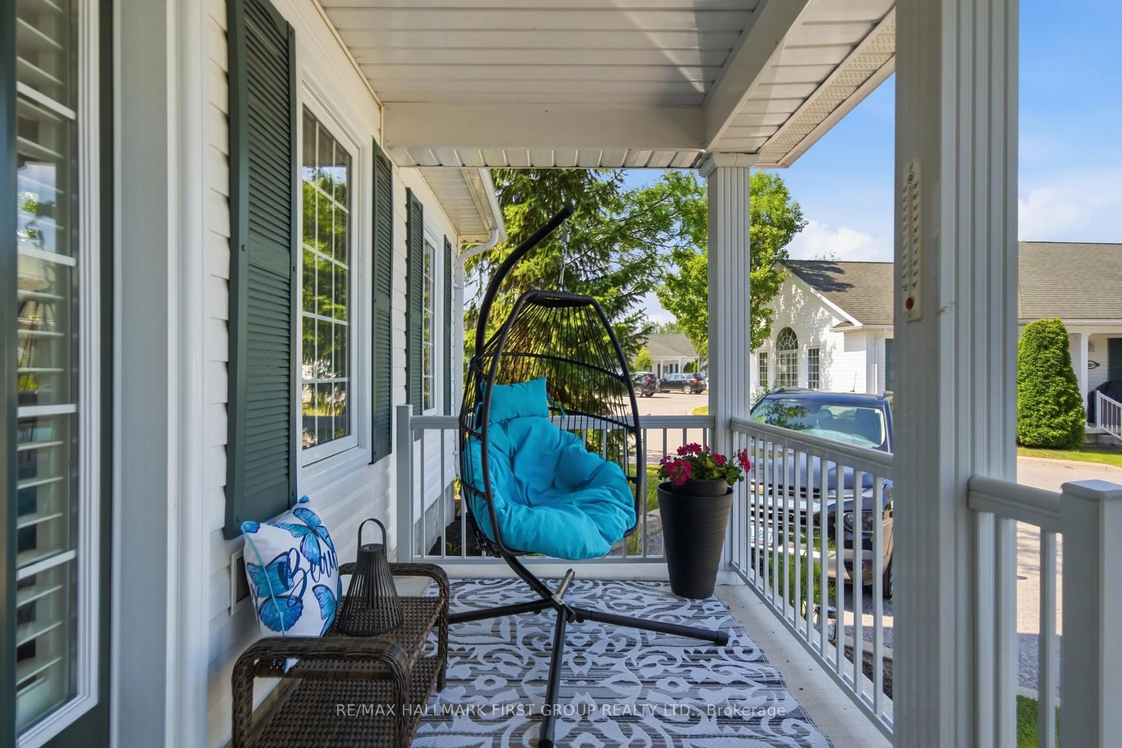 Patio, street for 325 Densmore Rd #404, Cobourg Ontario K9A 0E4