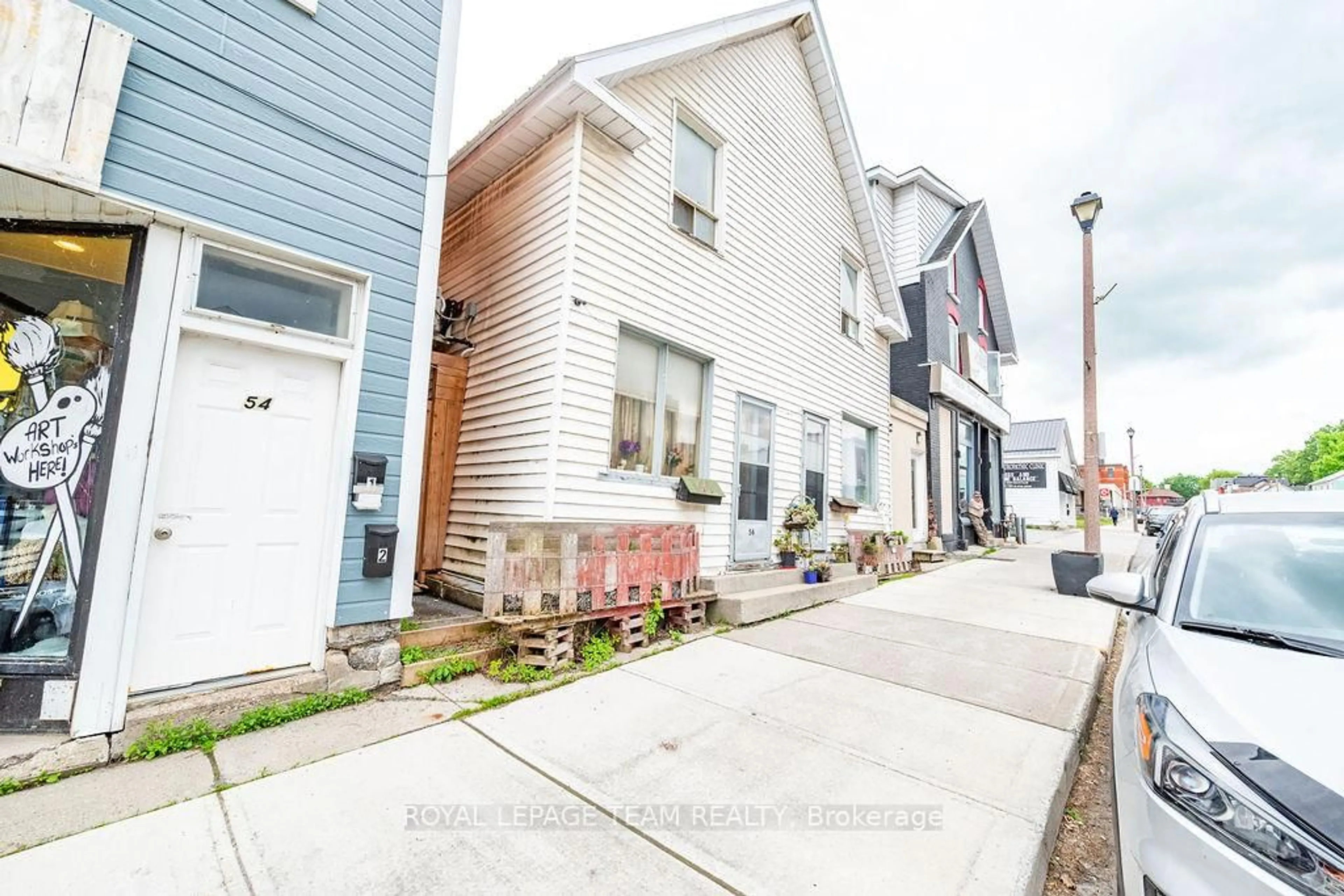 Unknown for 56 Madawaska St, Arnprior Ontario K7S 1R9
