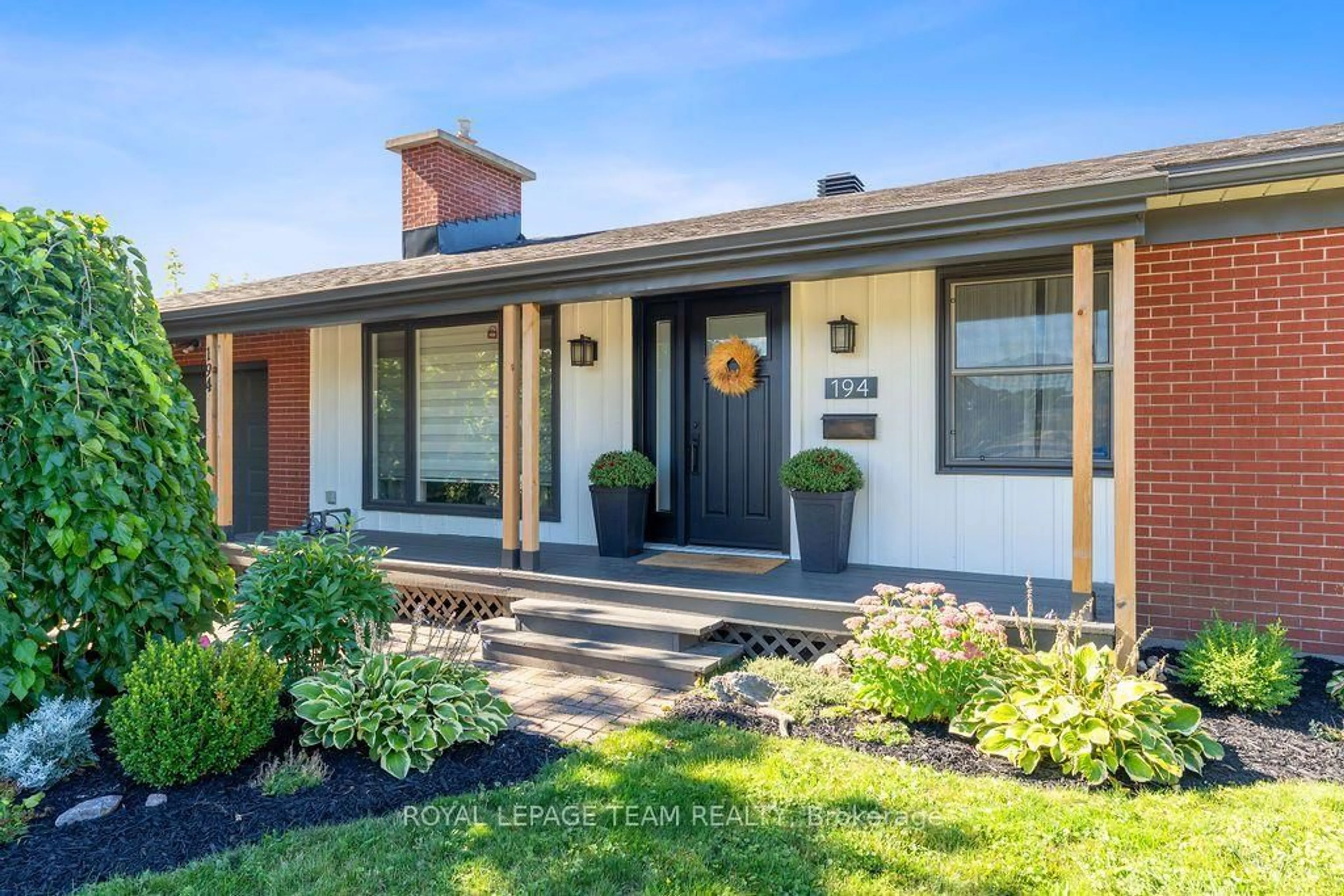 Home with brick exterior material, street for 194 Morrena Rd, Kanata Ontario K2L 1E1