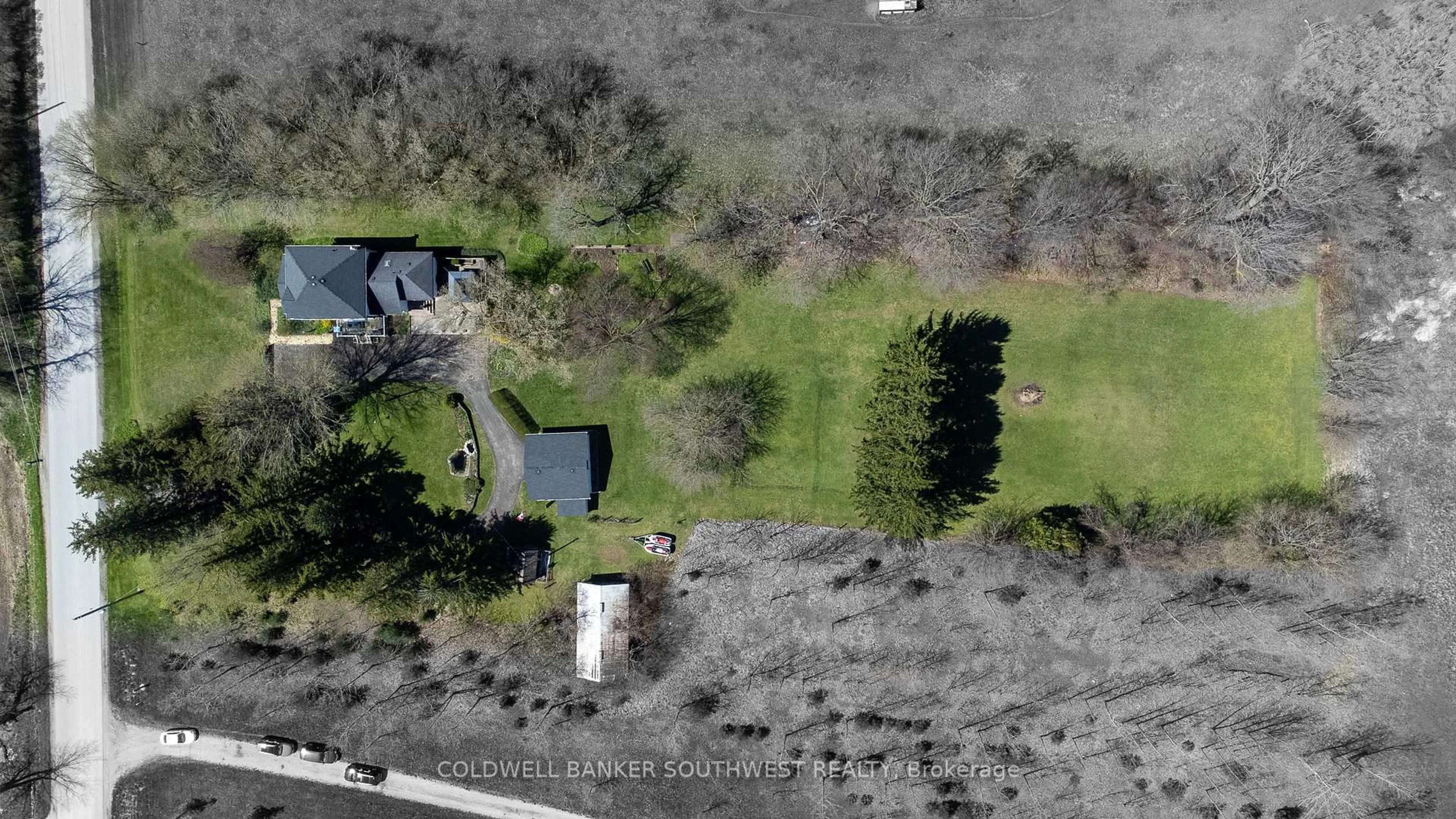 A pic from outside/outdoor area/front of a property/back of a property/a pic from drone, street for 5848 DOUGLAS Line, Lambton Shores Ontario N0N 1J5