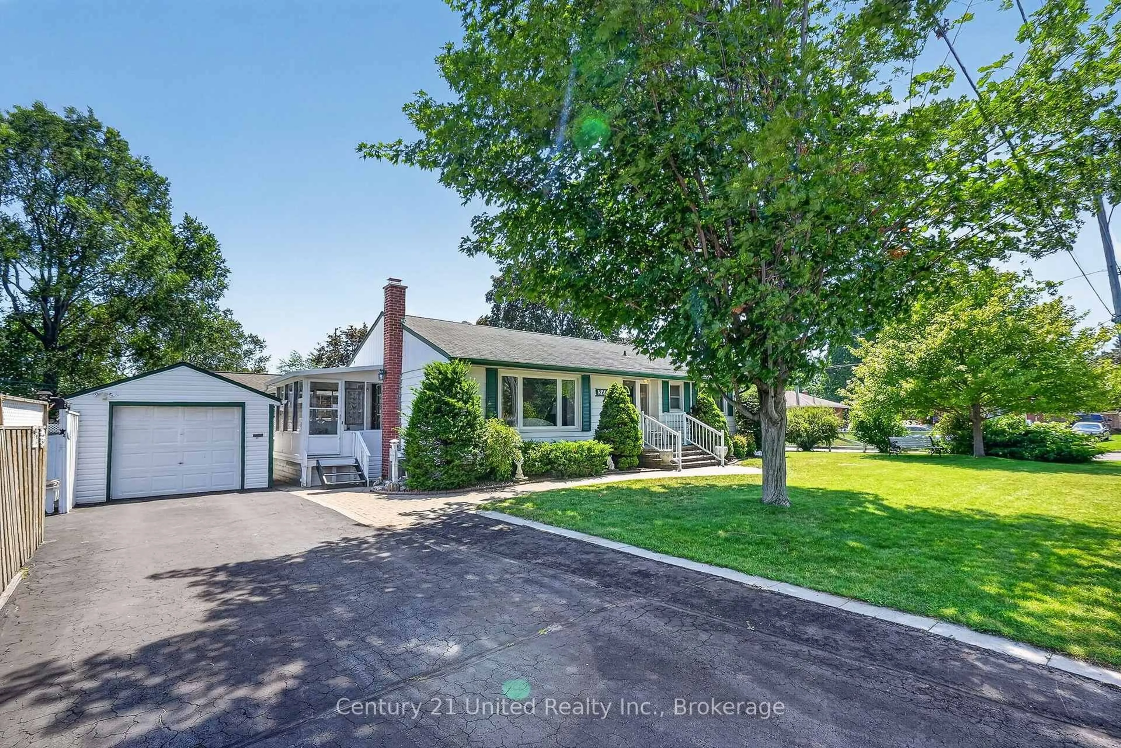 A pic from outside/outdoor area/front of a property/back of a property/a pic from drone, street for 269 Nickerson Dr, Cobourg Ontario K9A 1A7