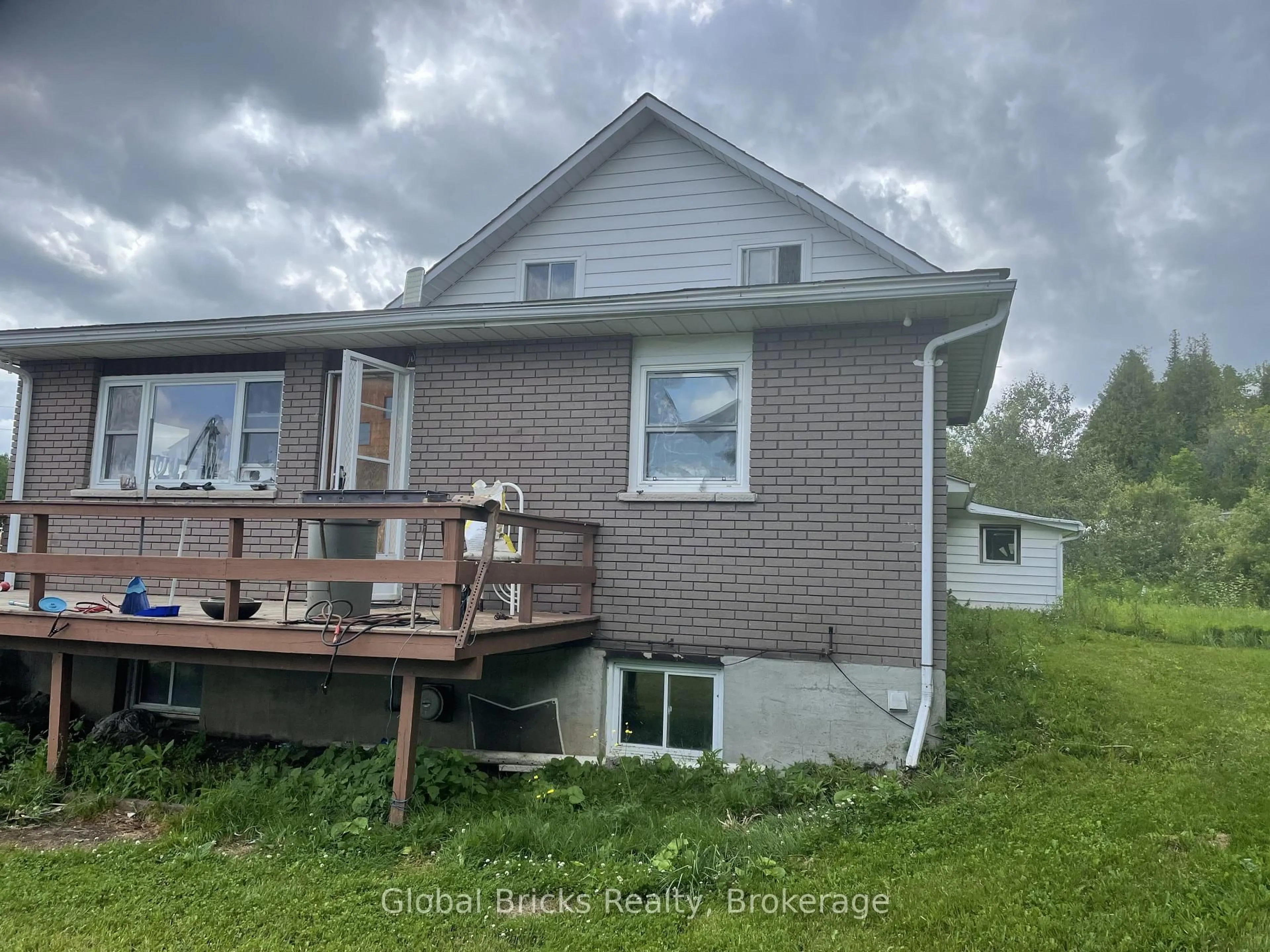 Unknown for 2420 Providence Line, Otonabee-South Monaghan Ontario K9J 6X8