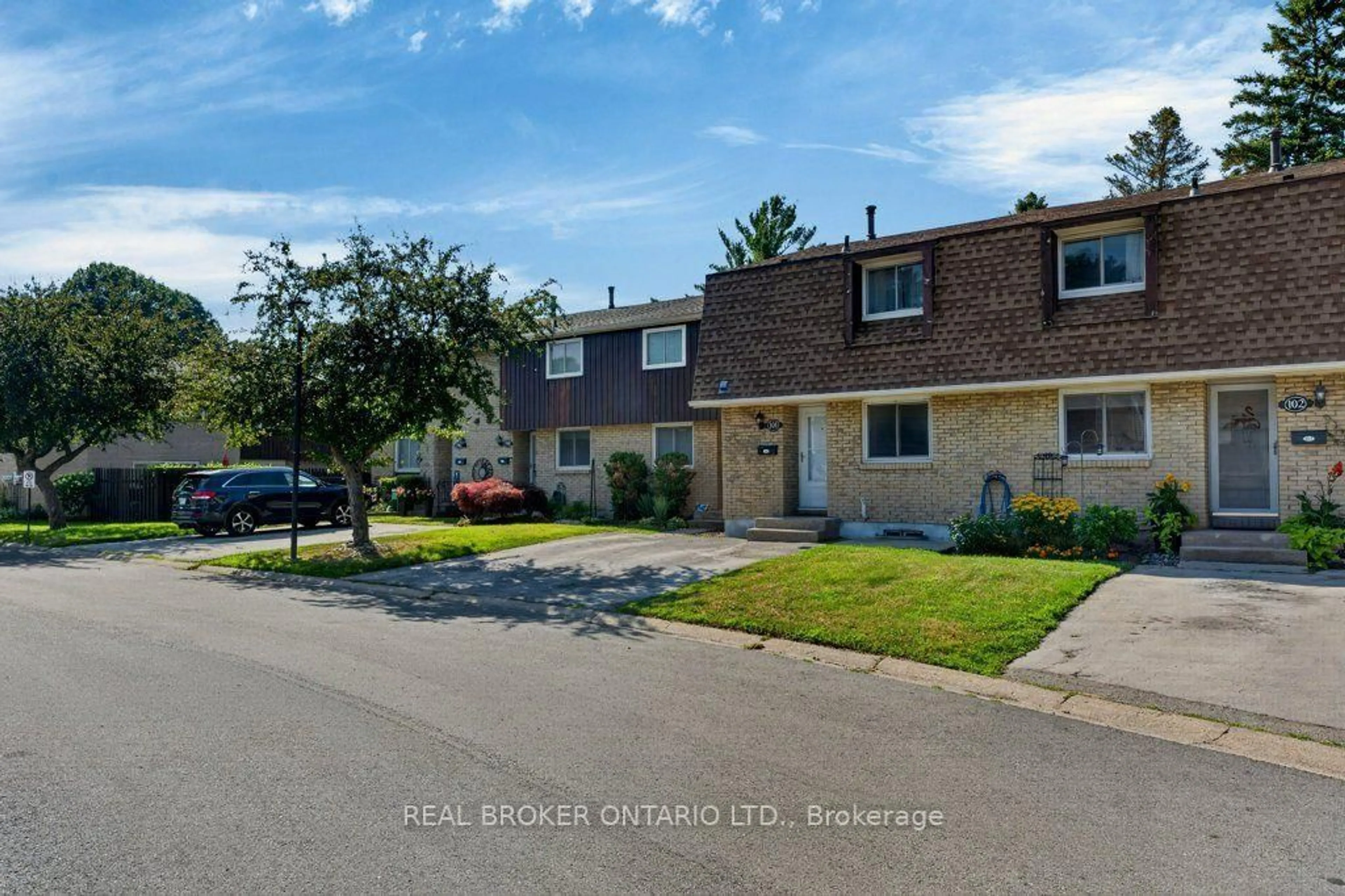 A pic from outside/outdoor area/front of a property/back of a property/a pic from drone, street for 50 Lakeshore Rd #101, St. Catharines Ontario L2N 6P8