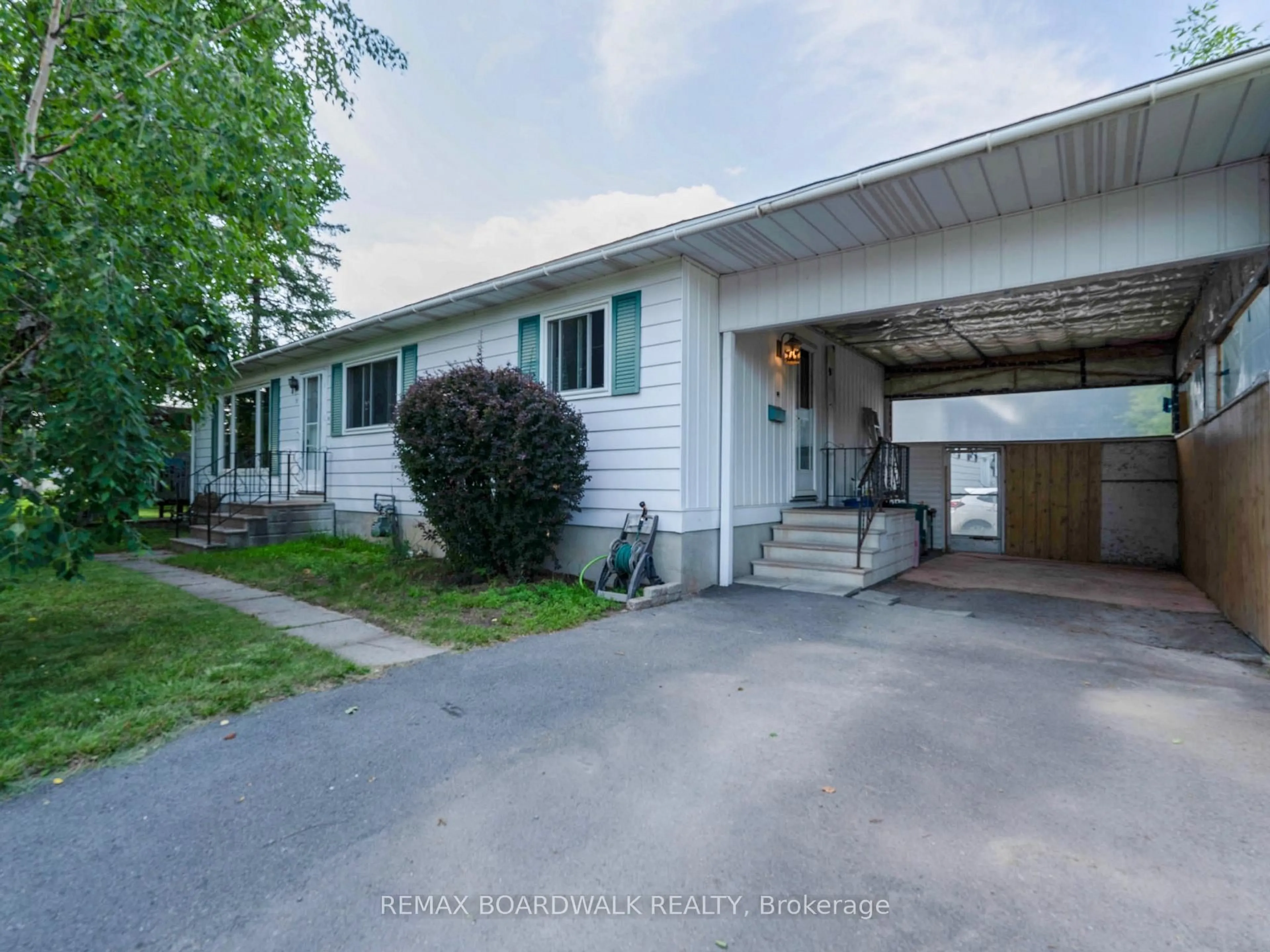 Unknown for 5 Laurentian Pl, Arnprior Ontario K7S 2X8