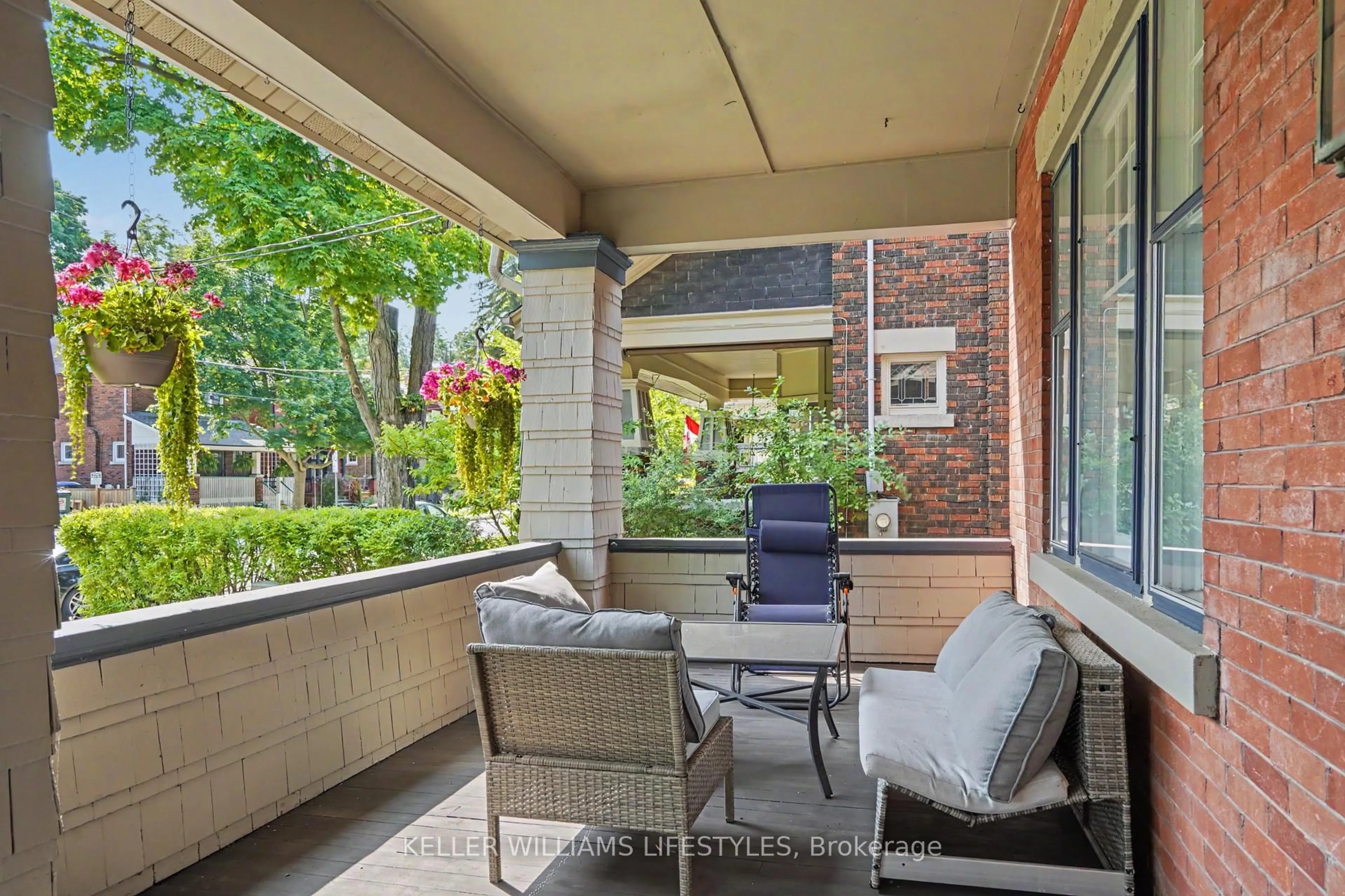 Patio, street for 31 Gerrard St, London South Ontario N6C 4C6