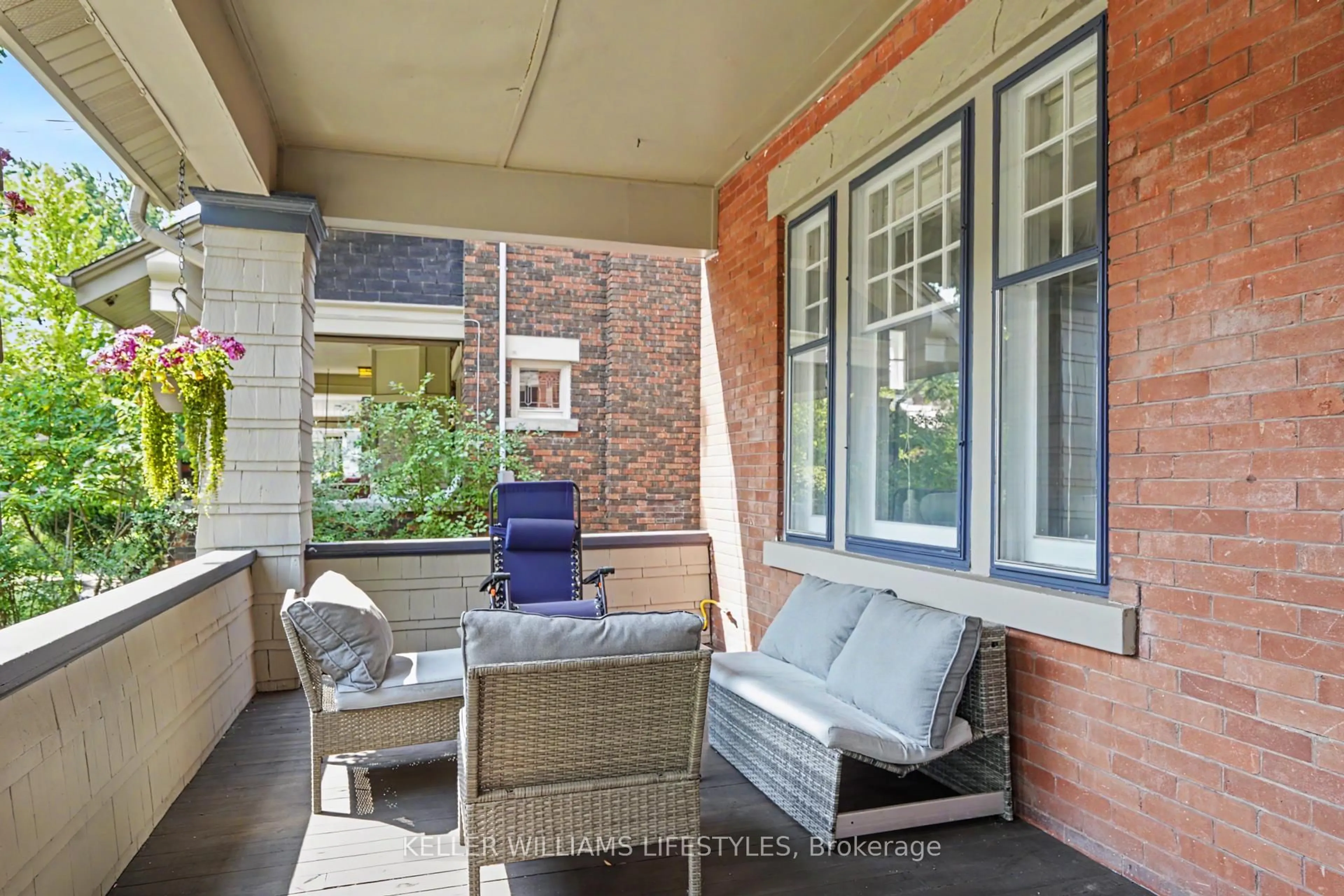 Patio, street for 31 Gerrard St, London South Ontario N6C 4C6
