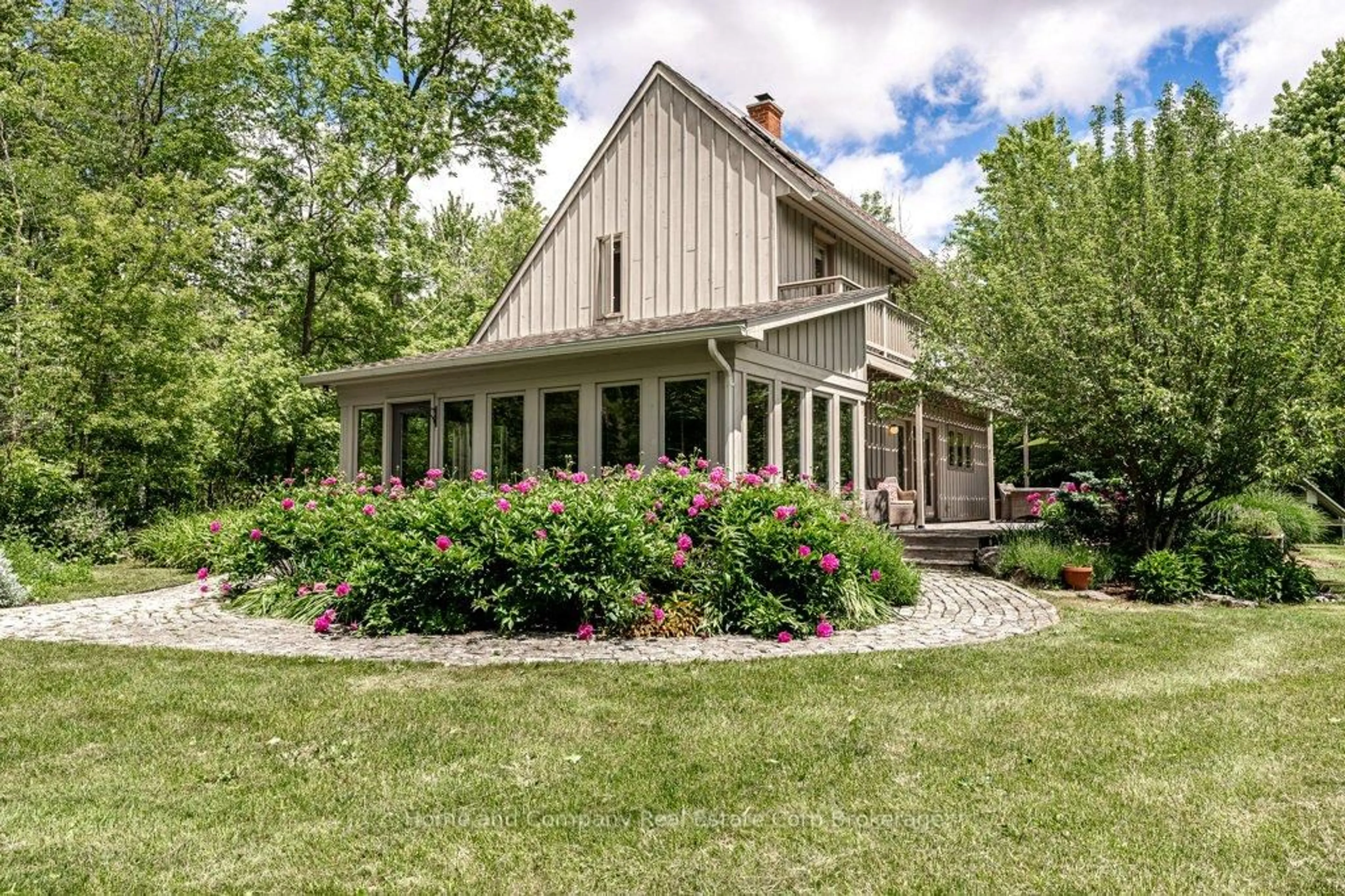 Home with vinyl exterior material, unknown for 5063 LINE 39, Perth East Ontario N0K 1X0