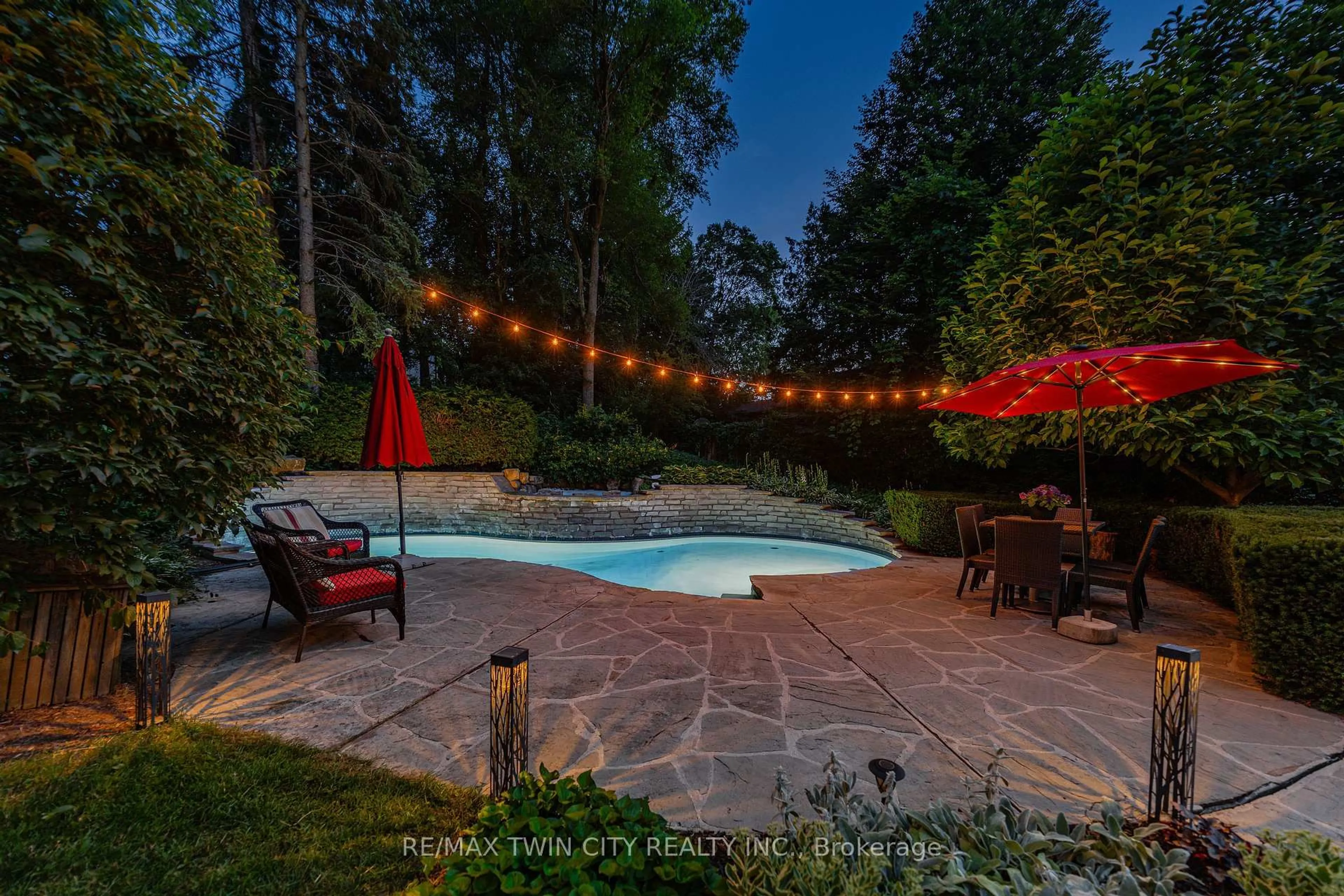 Patio, water/lake/river/ocean view for 337 Marlowe Dr, Waterloo Ontario N2L 5A5
