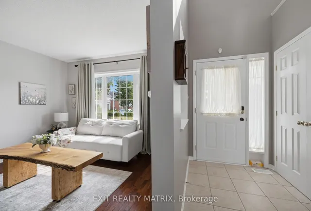 127 Stoney Pond Crt, Ottawa 4