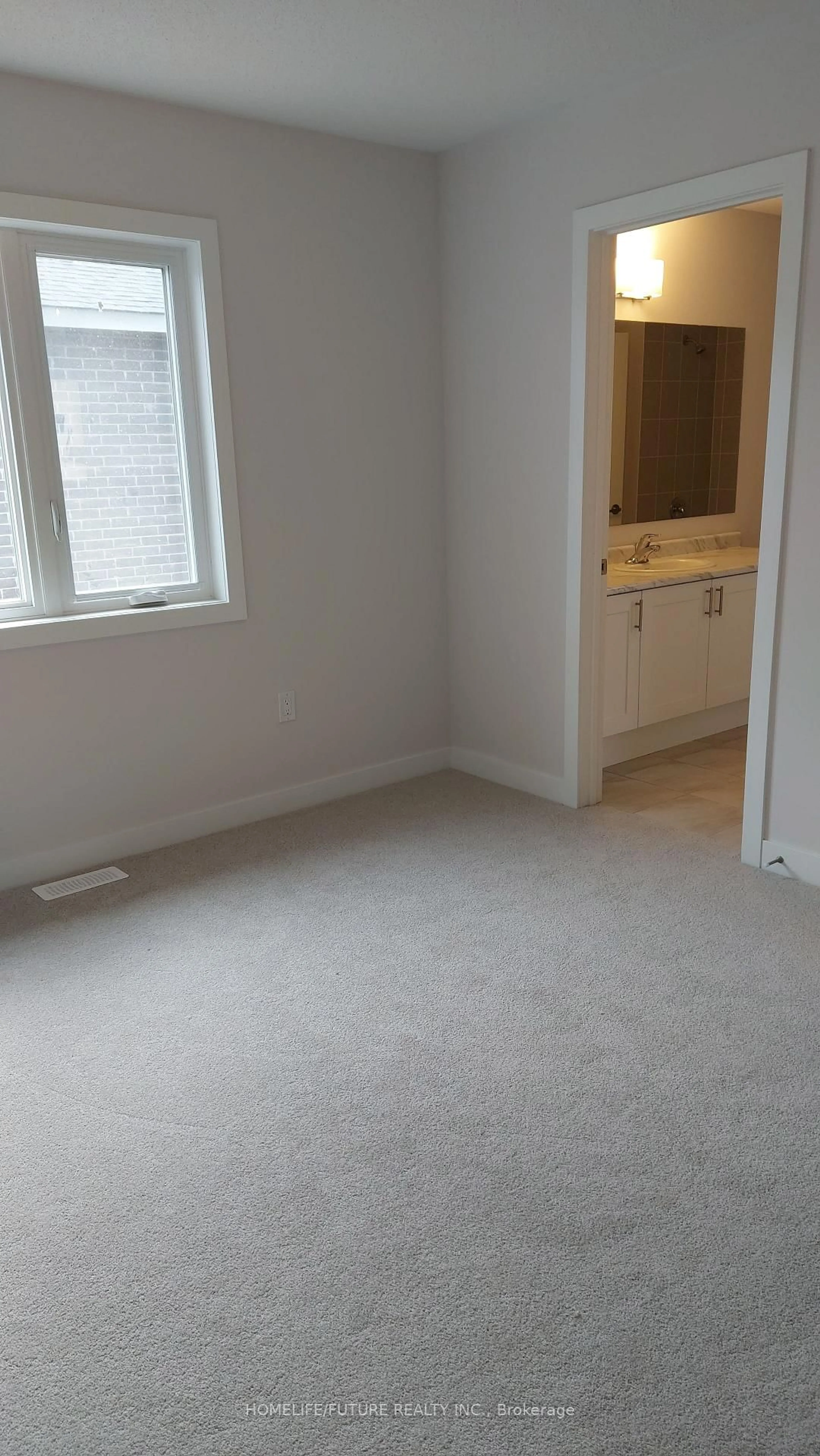 A pic of a room for 11 Bird St, Norfolk Ontario N3Y 0G9