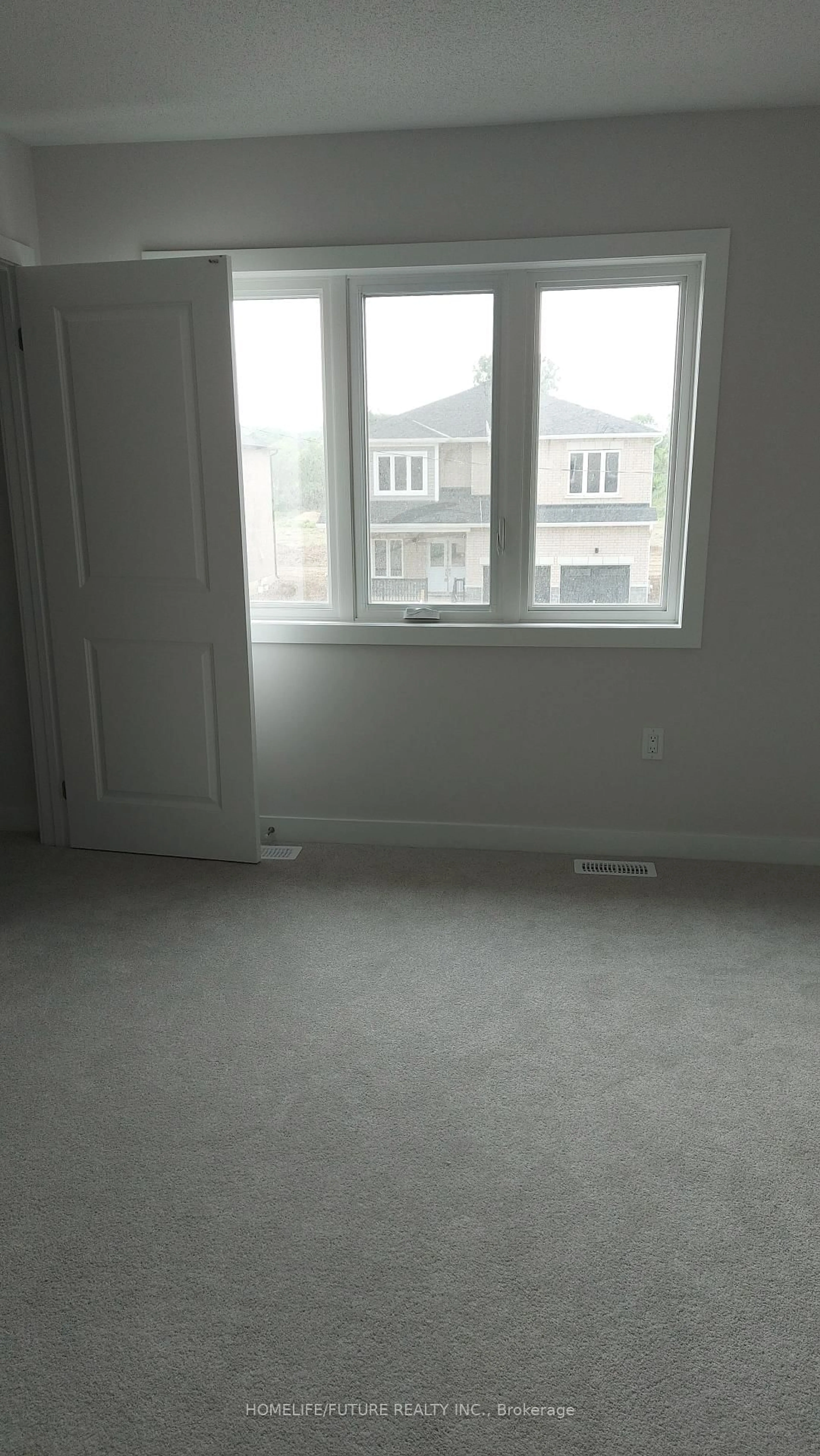 A pic of a room for 11 Bird St, Norfolk Ontario N3Y 0G9