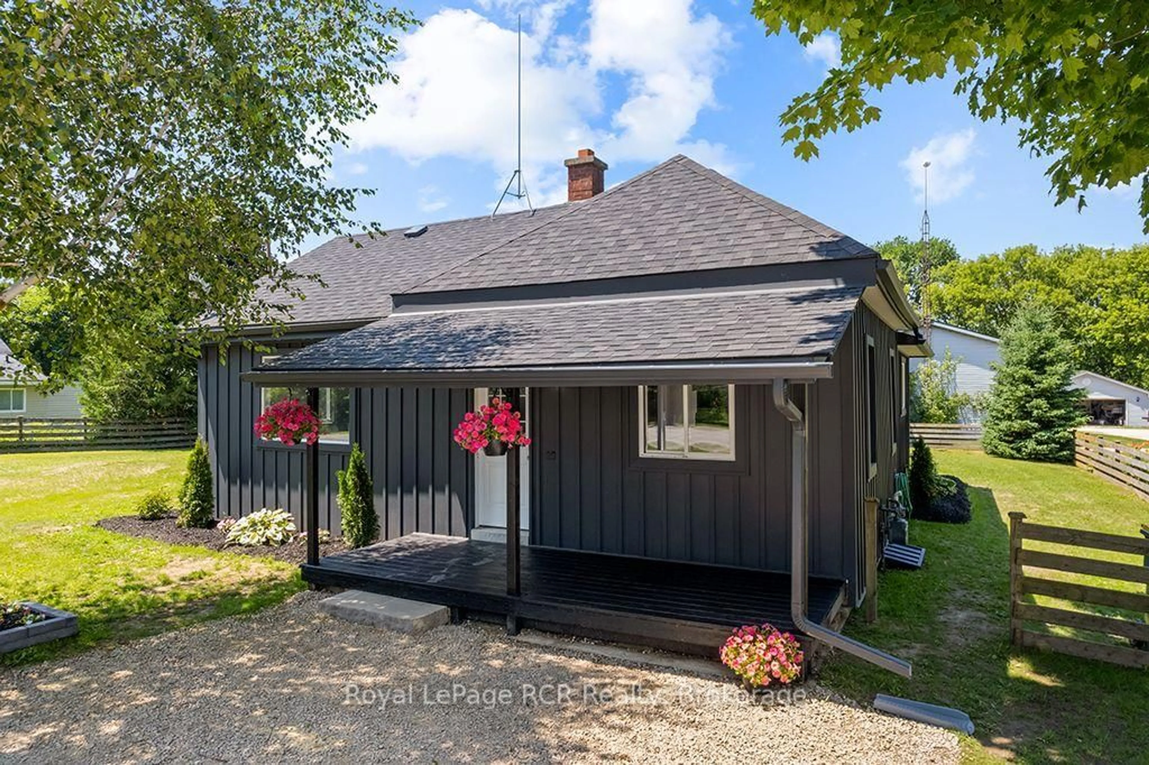Shed for 280131 Artemesia-Southgate Townline, Grey Highlands Ontario N0C 1L0