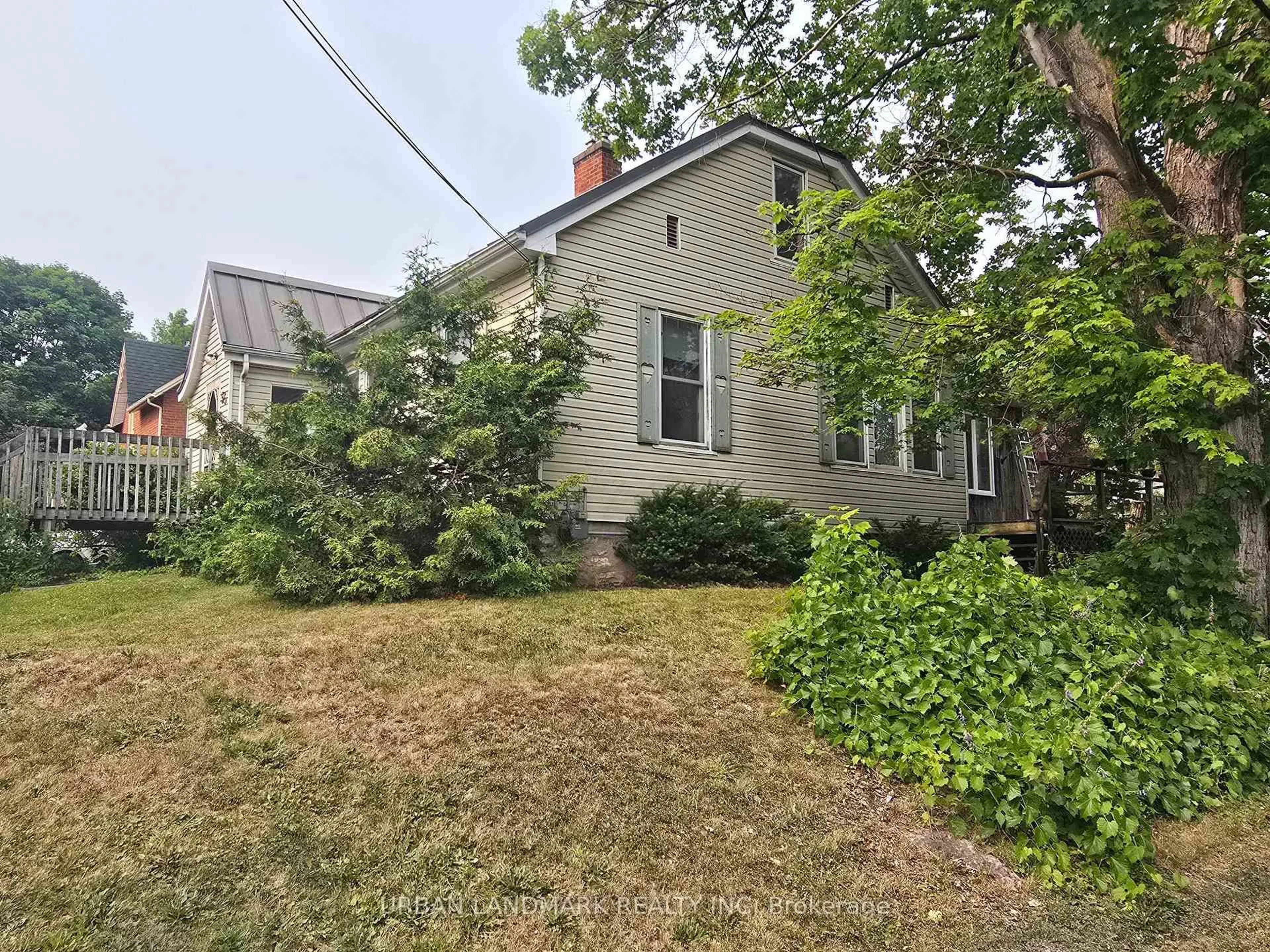 A pic from outside/outdoor area/front of a property/back of a property/a pic from drone, street for 55 Nelson St, Madoc Ontario K0K 2K0