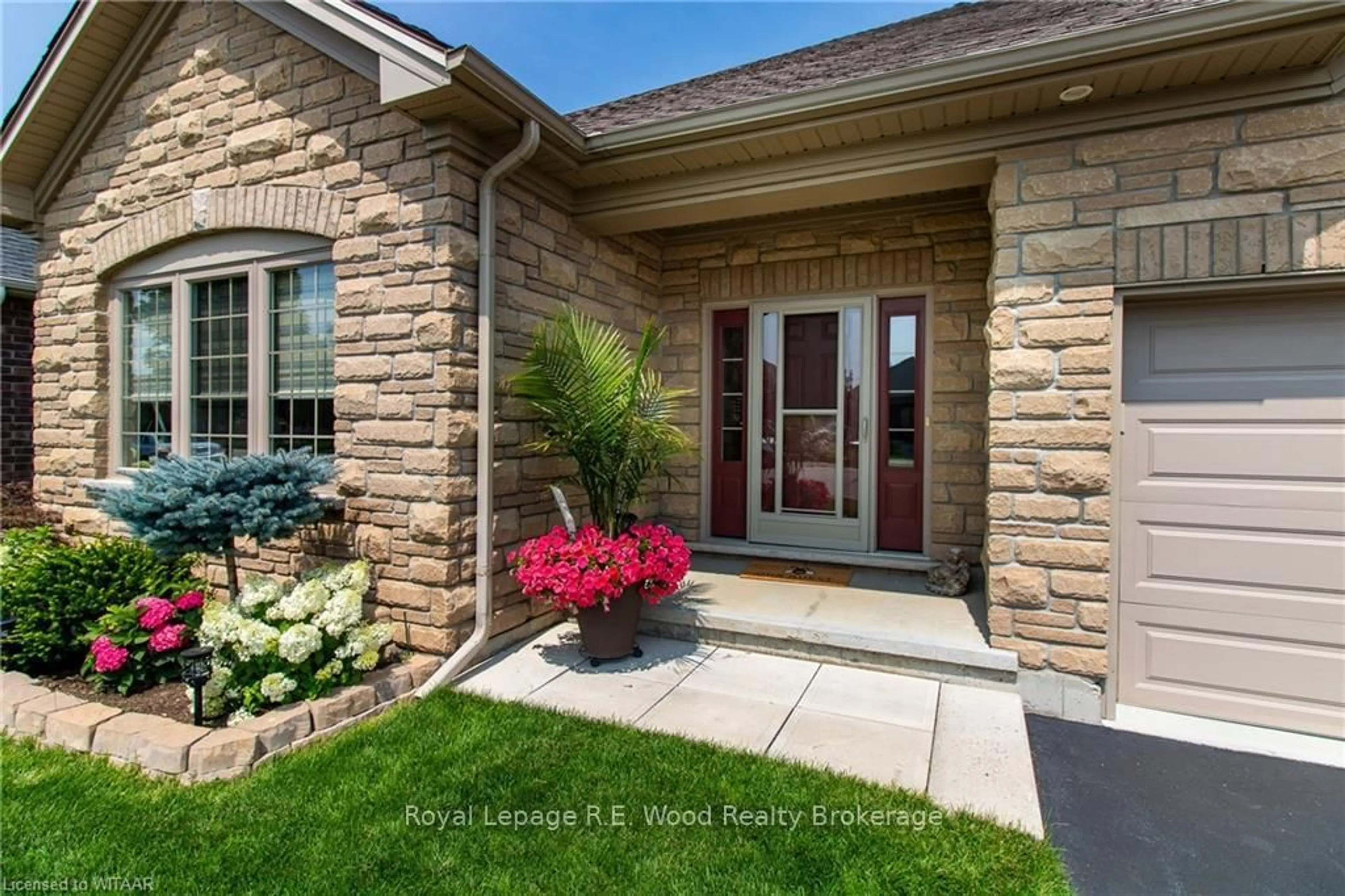 Home with brick exterior material, street for 6 ESSELTINE Dr, Tillsonburg Ontario N4G 0C3