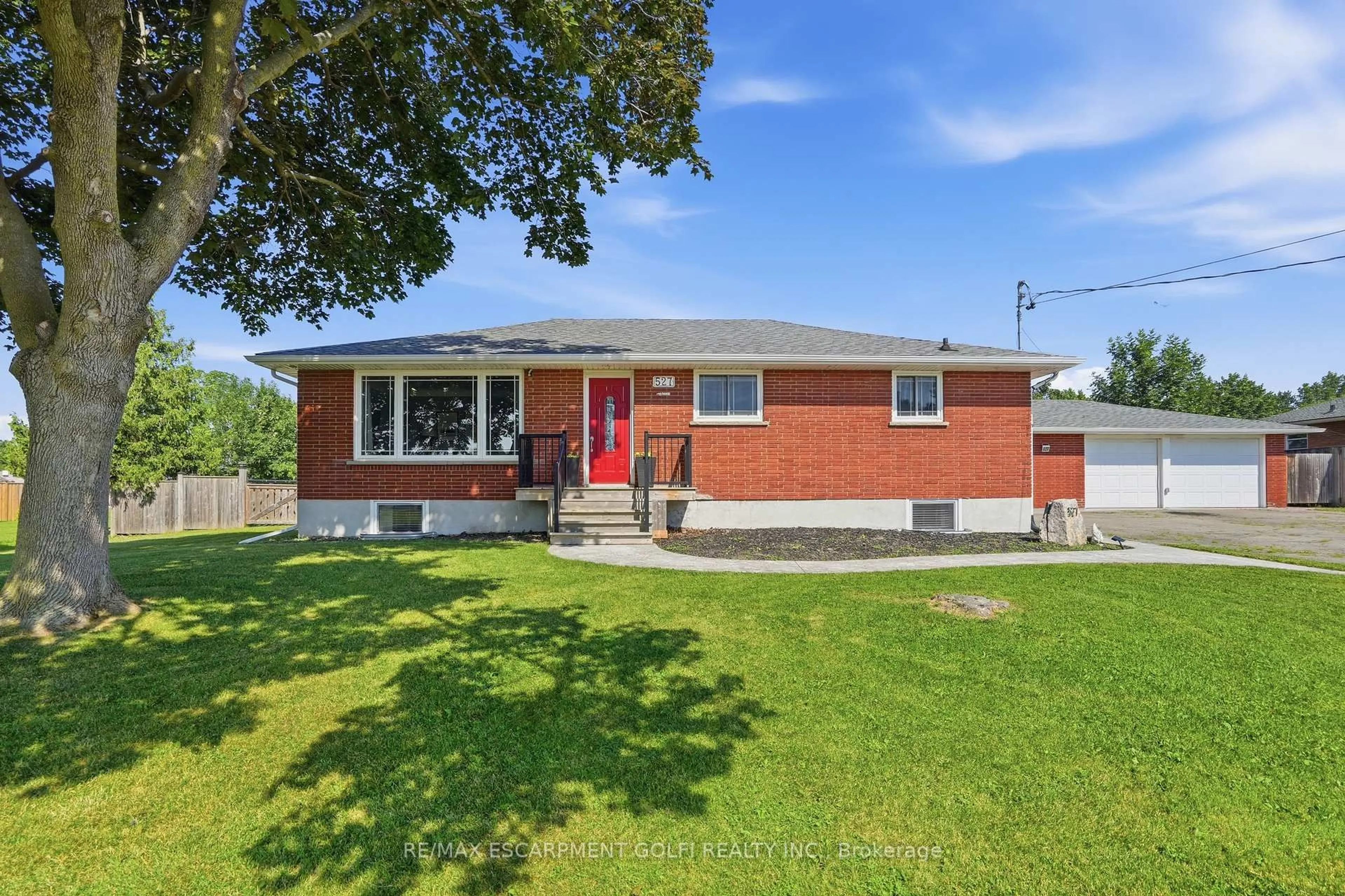 Home with brick exterior material, street for 527 Walden Blvd, Fort Erie Ontario L2A 1S2
