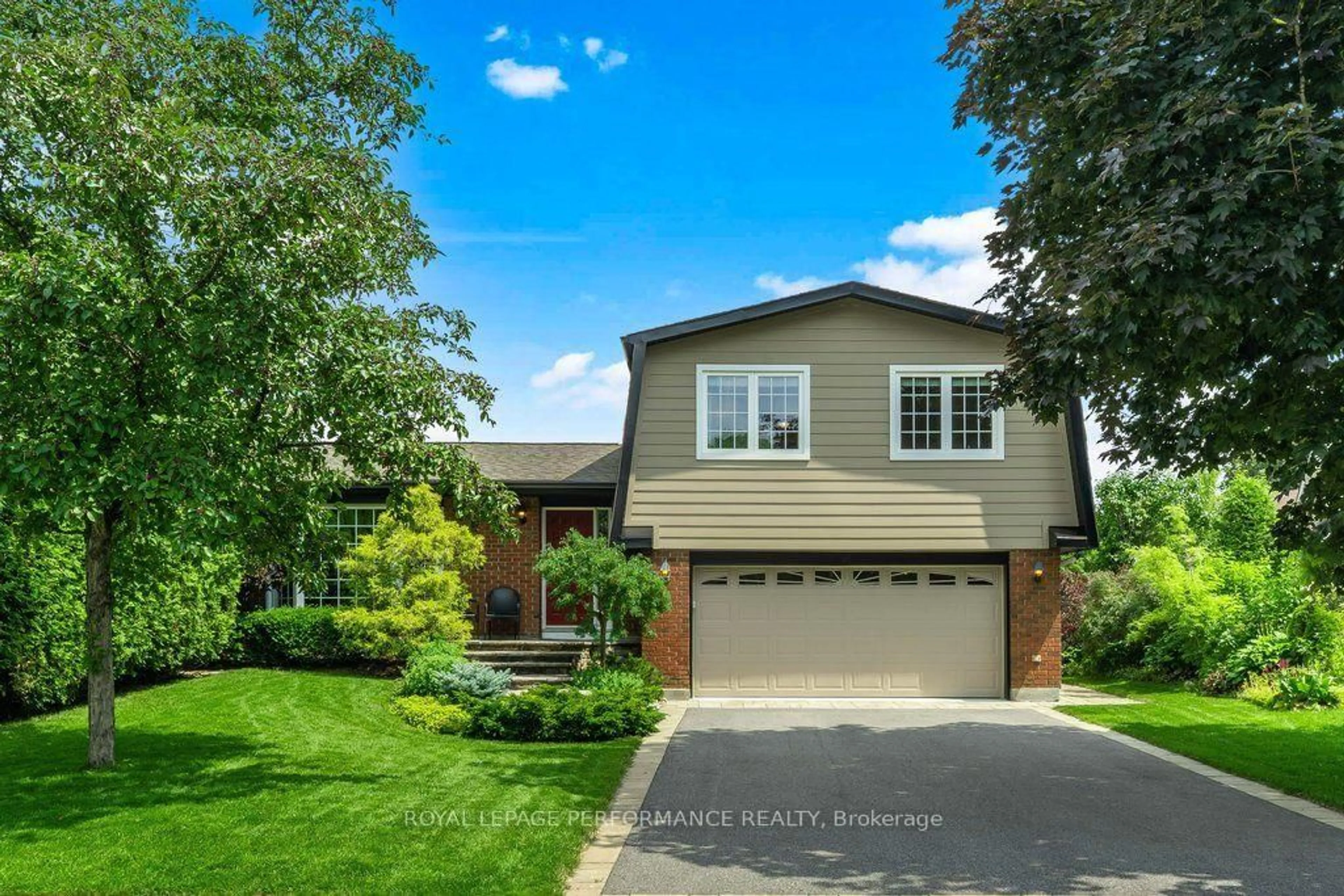 Home with brick exterior material, street for 108 Condor Dr, Ottawa Ontario K1V 9C3