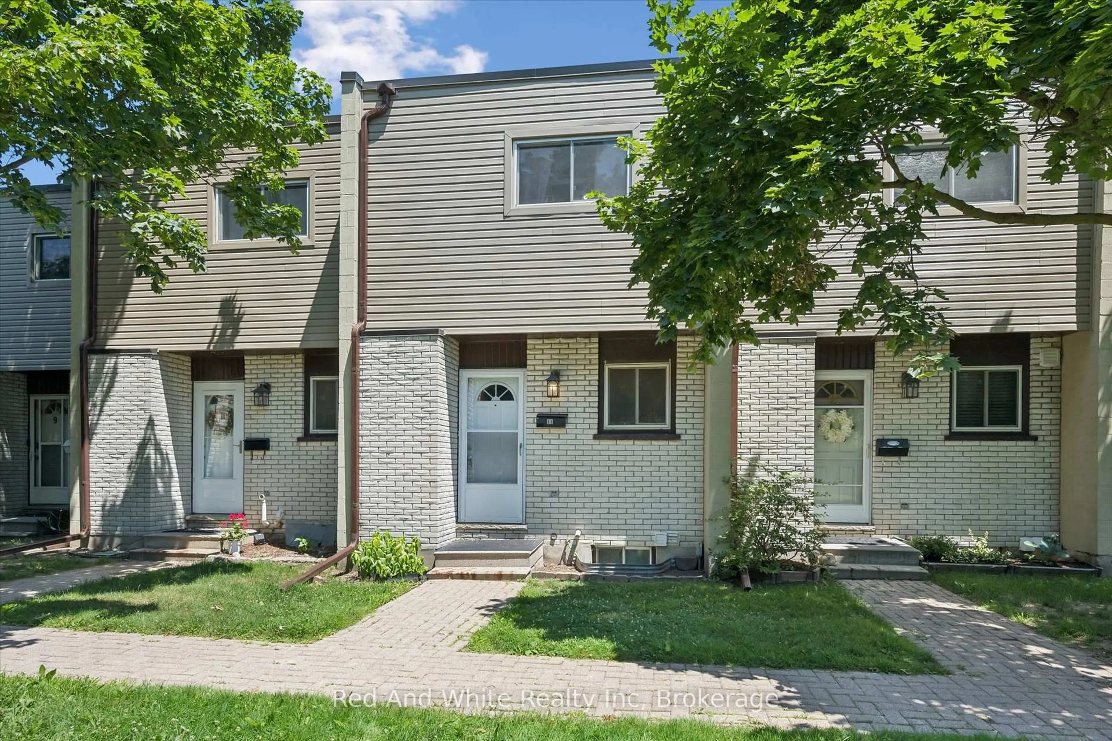 Home with vinyl exterior material, street for 178 Grulke St #11, Kitchener Ontario N2A 1T1
