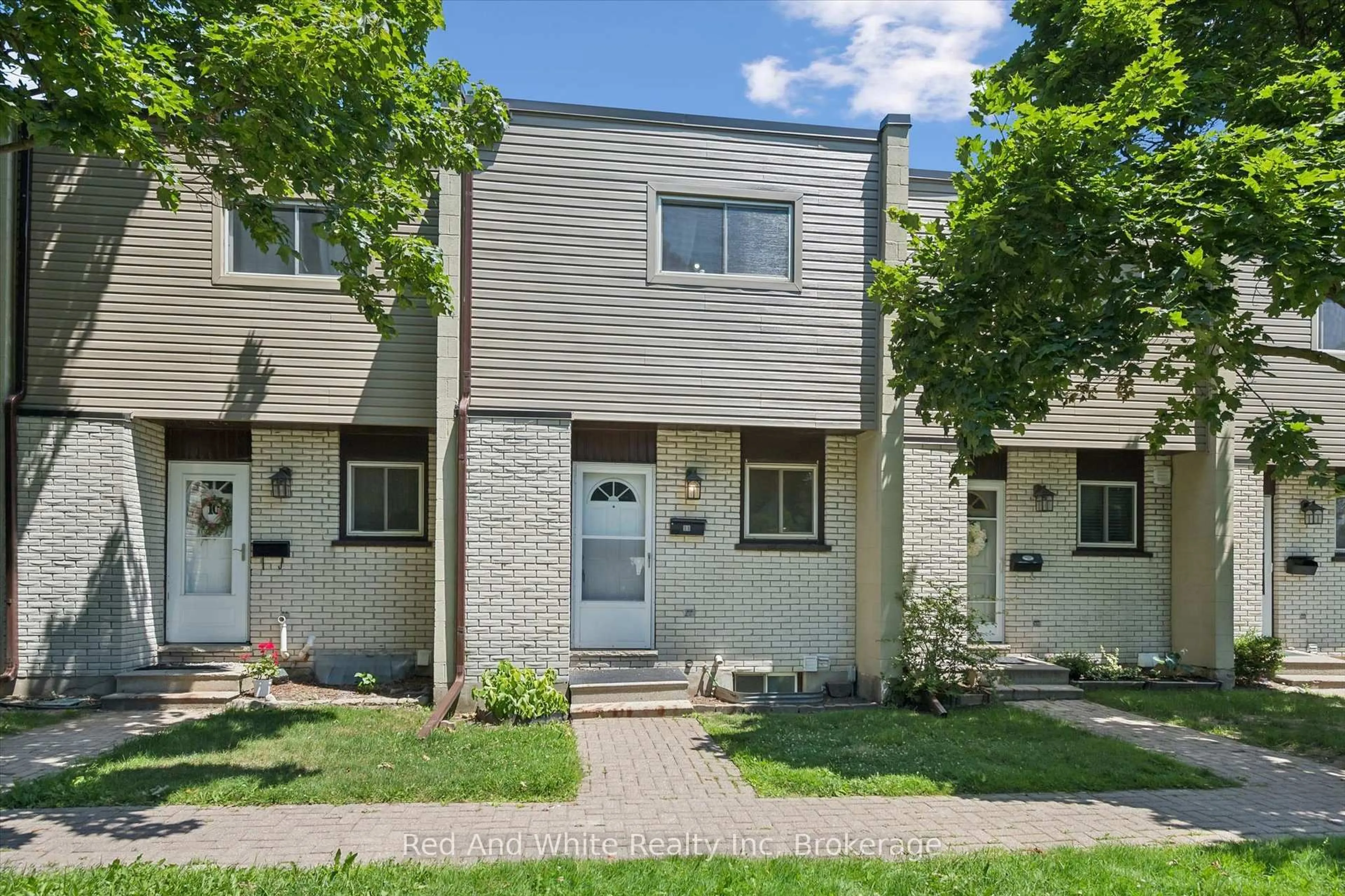 Unknown for 178 Grulke St #11, Kitchener Ontario N2A 1T1