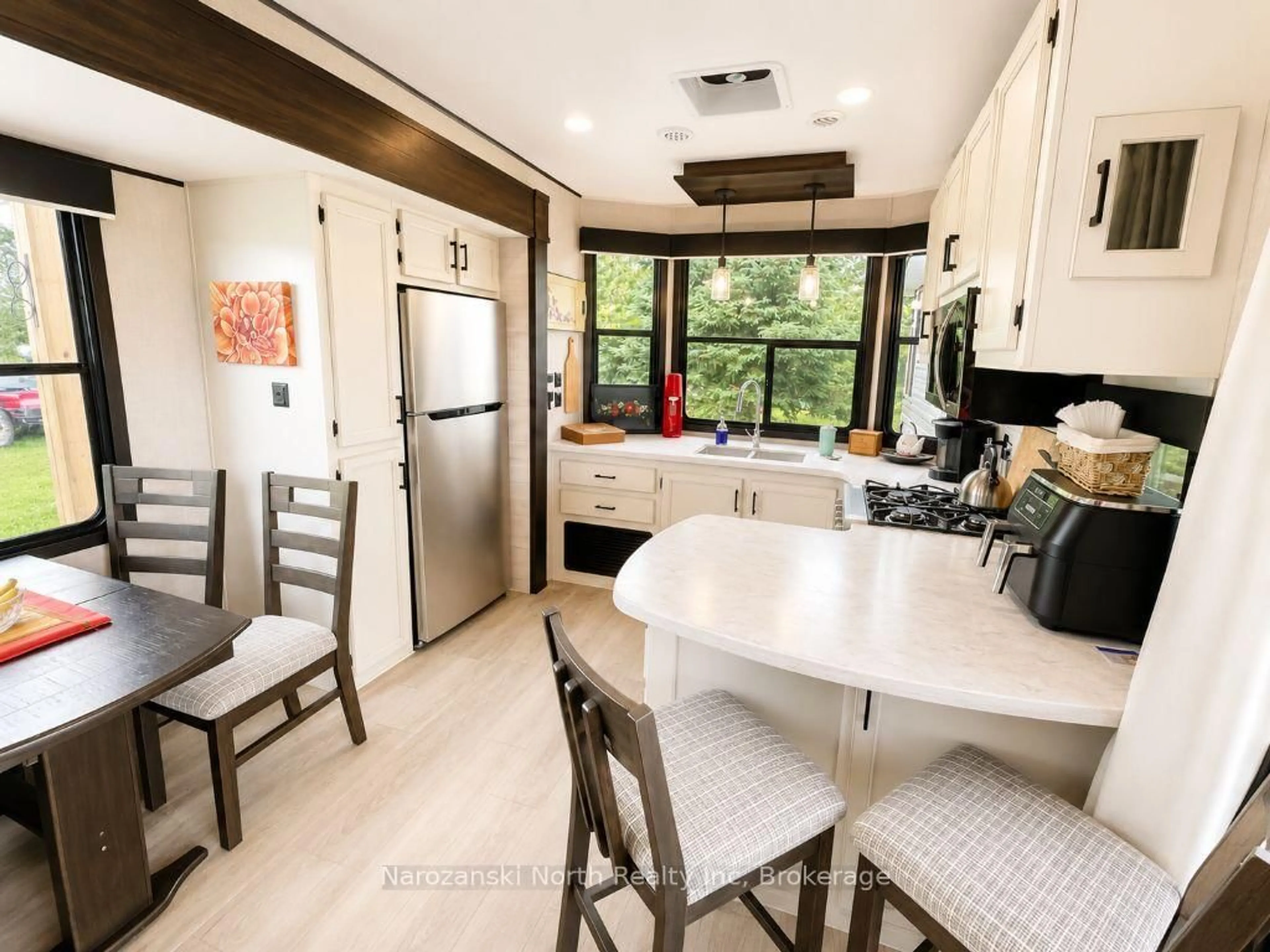 Open concept kitchen, ceramic/tile floor for 2708 HWY 539 Highway, West Nipissing Ontario P0M 1R0